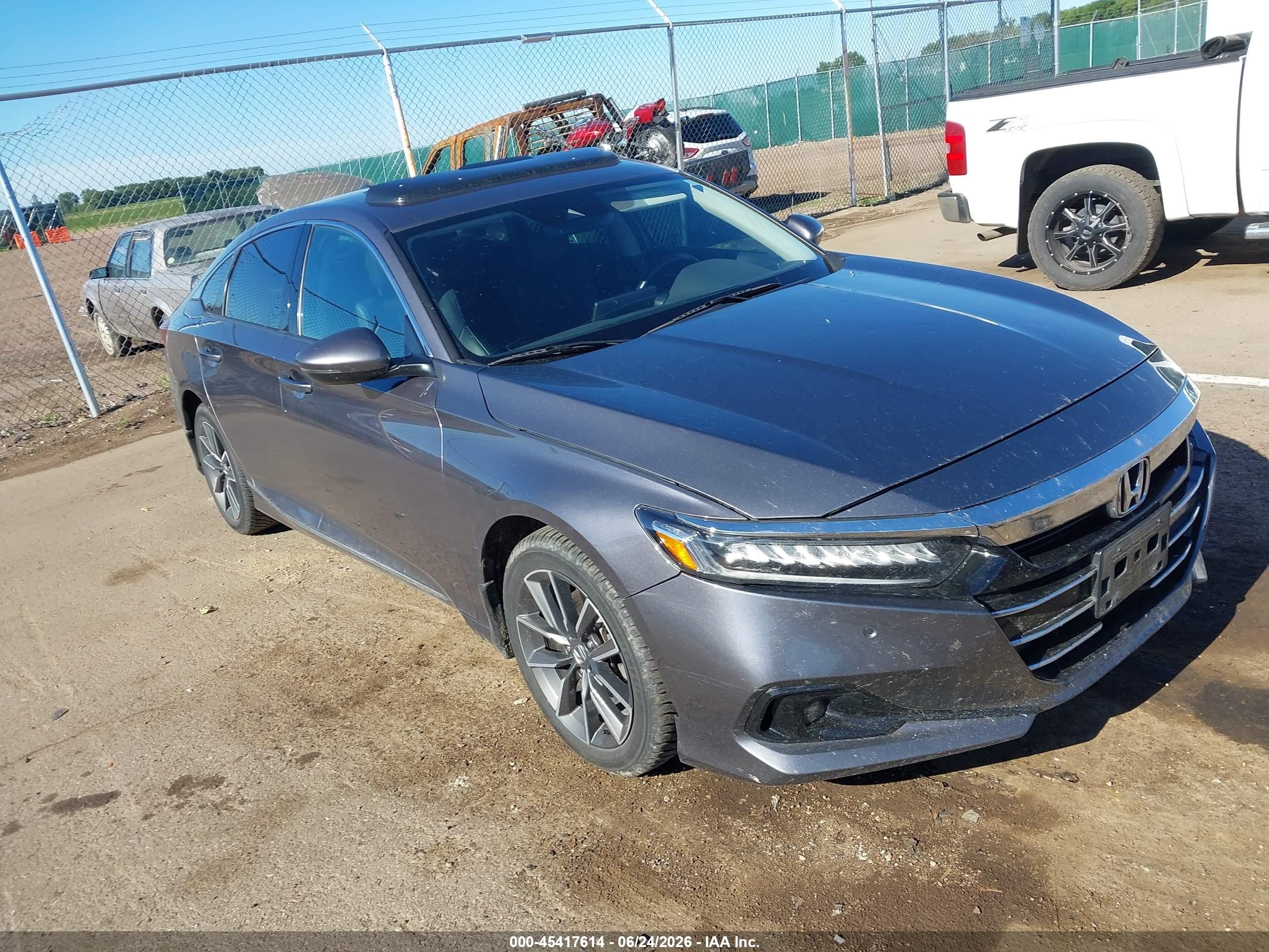 2021 Honda Accord EX-L, VIN 1HGCV1F55MA064737 — Град