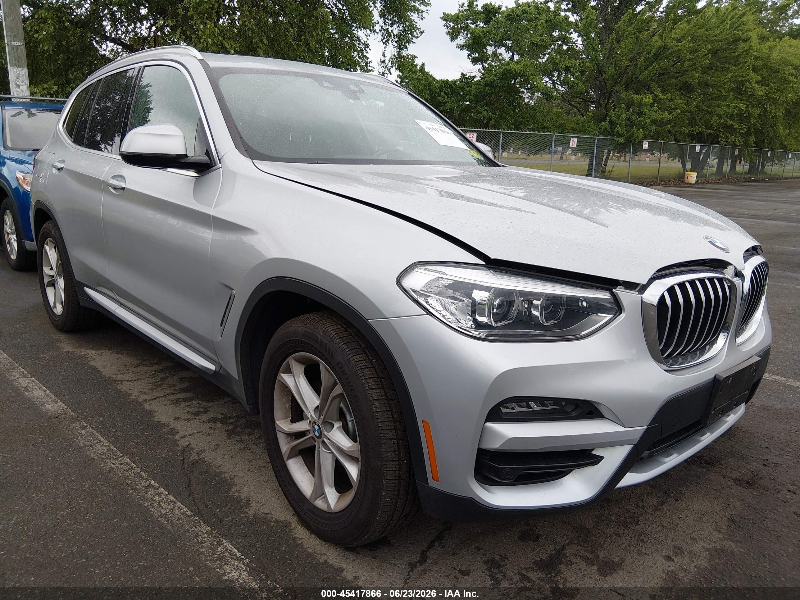 2021 BMW X3 xDrive30i, VIN 5UXTY5C08M9F50466 — Front end