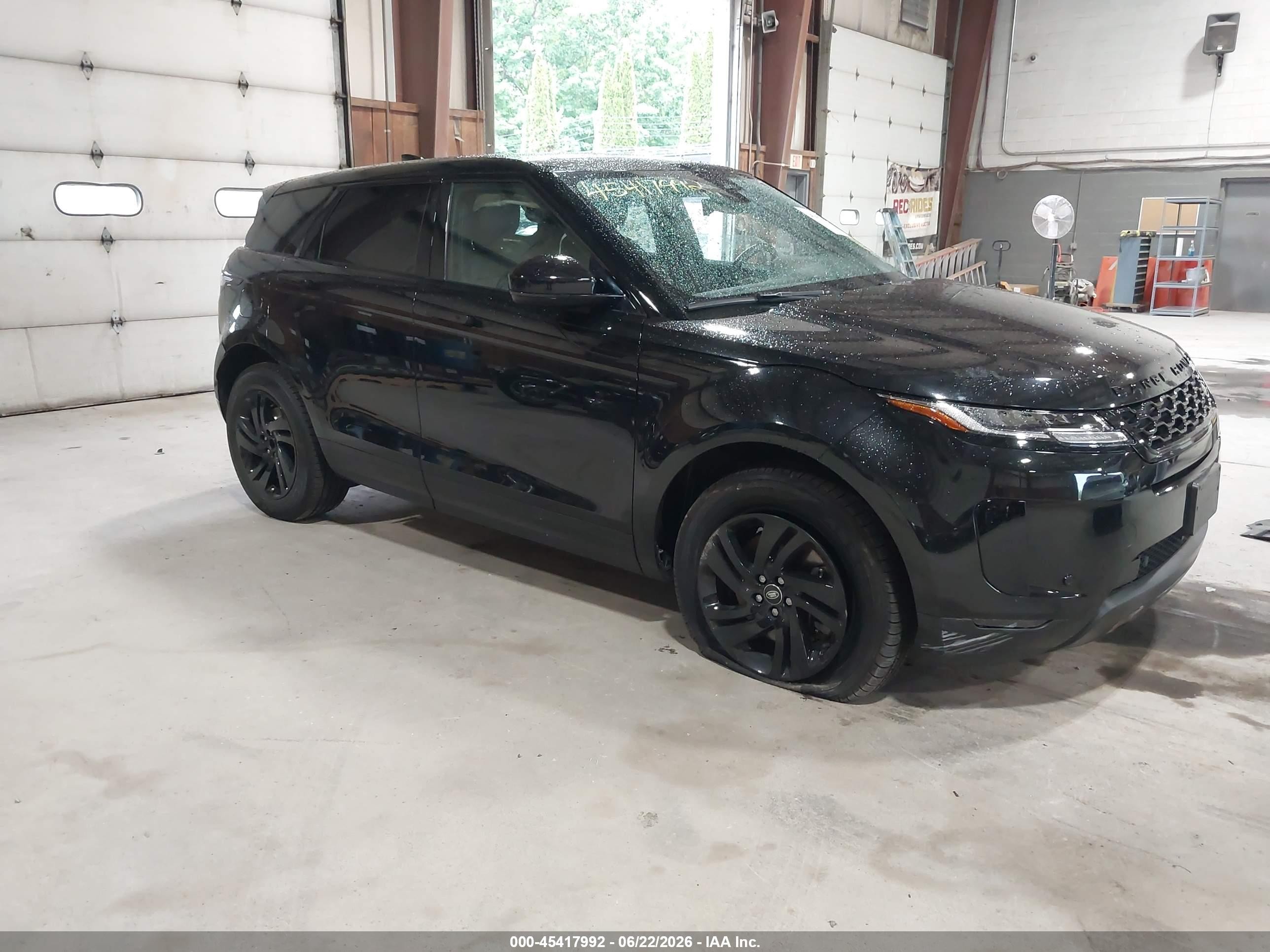2023 Land Rover Range Rover Evoque S, VIN SALZJ2FX3PH202601 — Бок