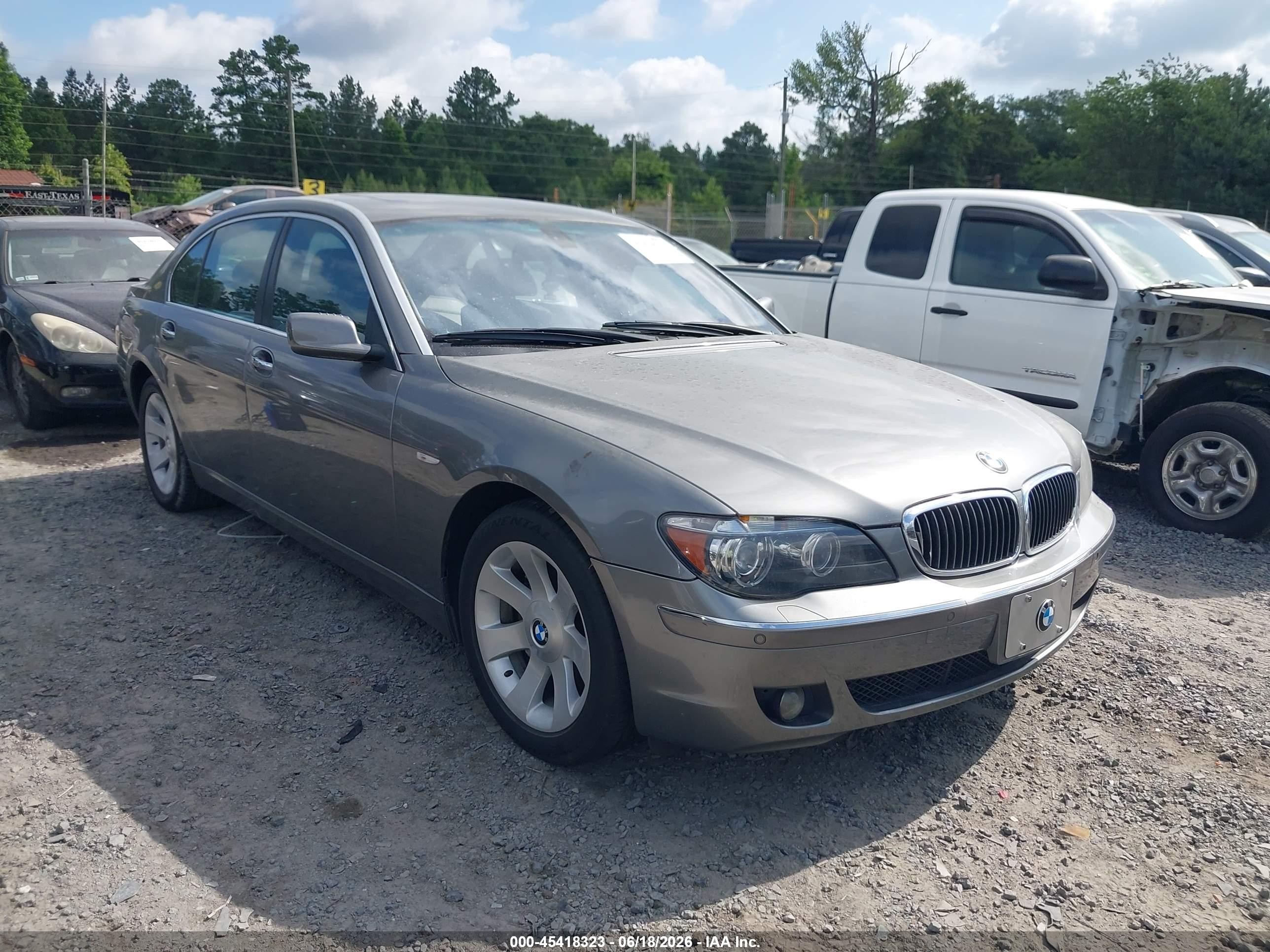 2006 BMW 7 Series 750Li, VIN WBAHN83566DT30248 — Normal wear