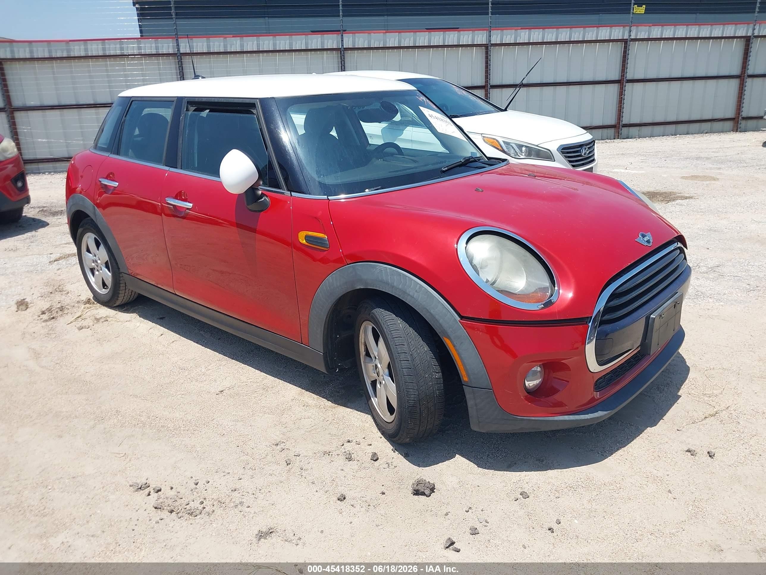 2016 MINI Hardtop 4 Door, VIN WMWXU1C51G2D11726 — Hail