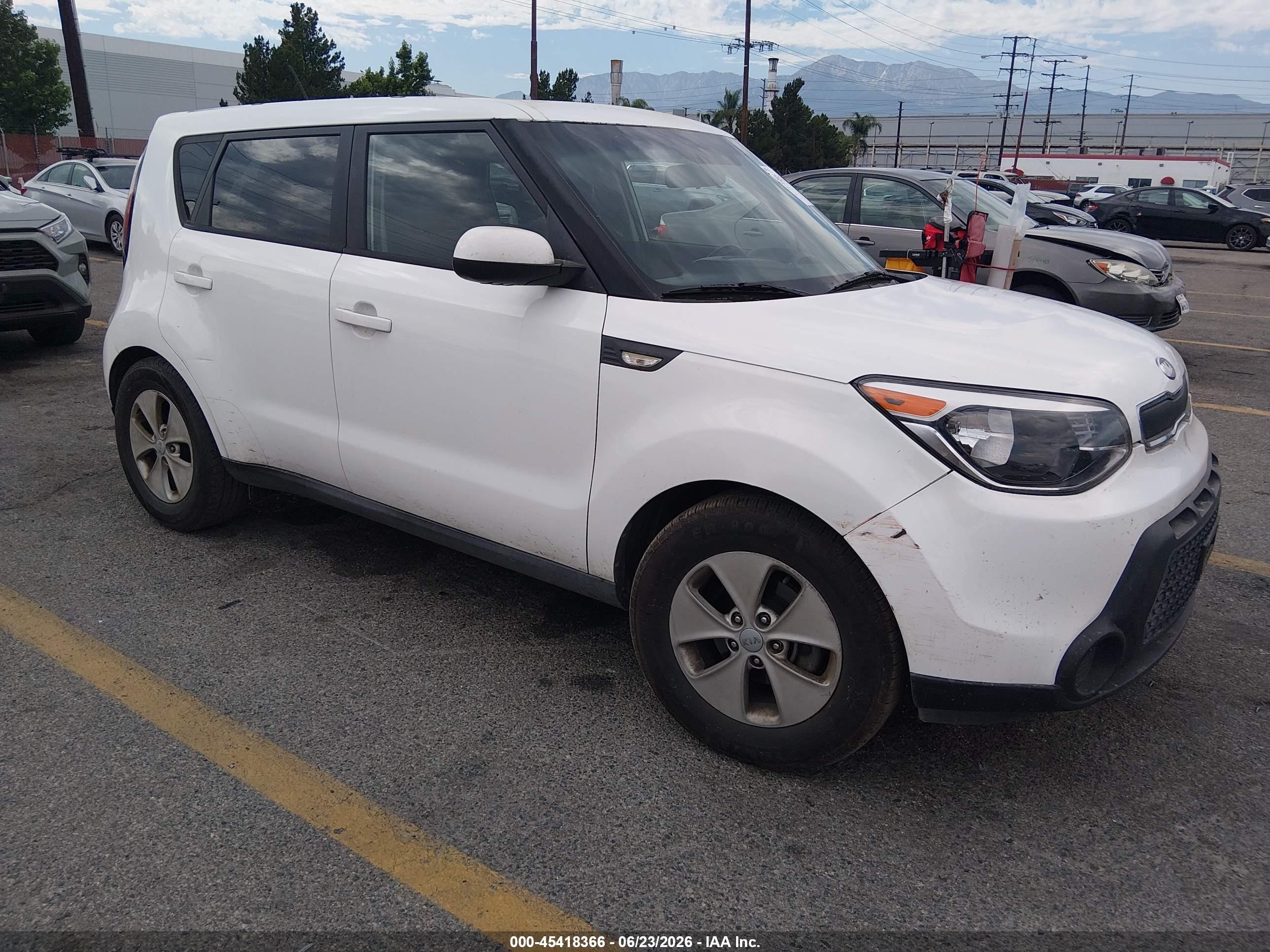 2014 Kia Soul, VIN KNDJN2A27E7018575 — Normal wear