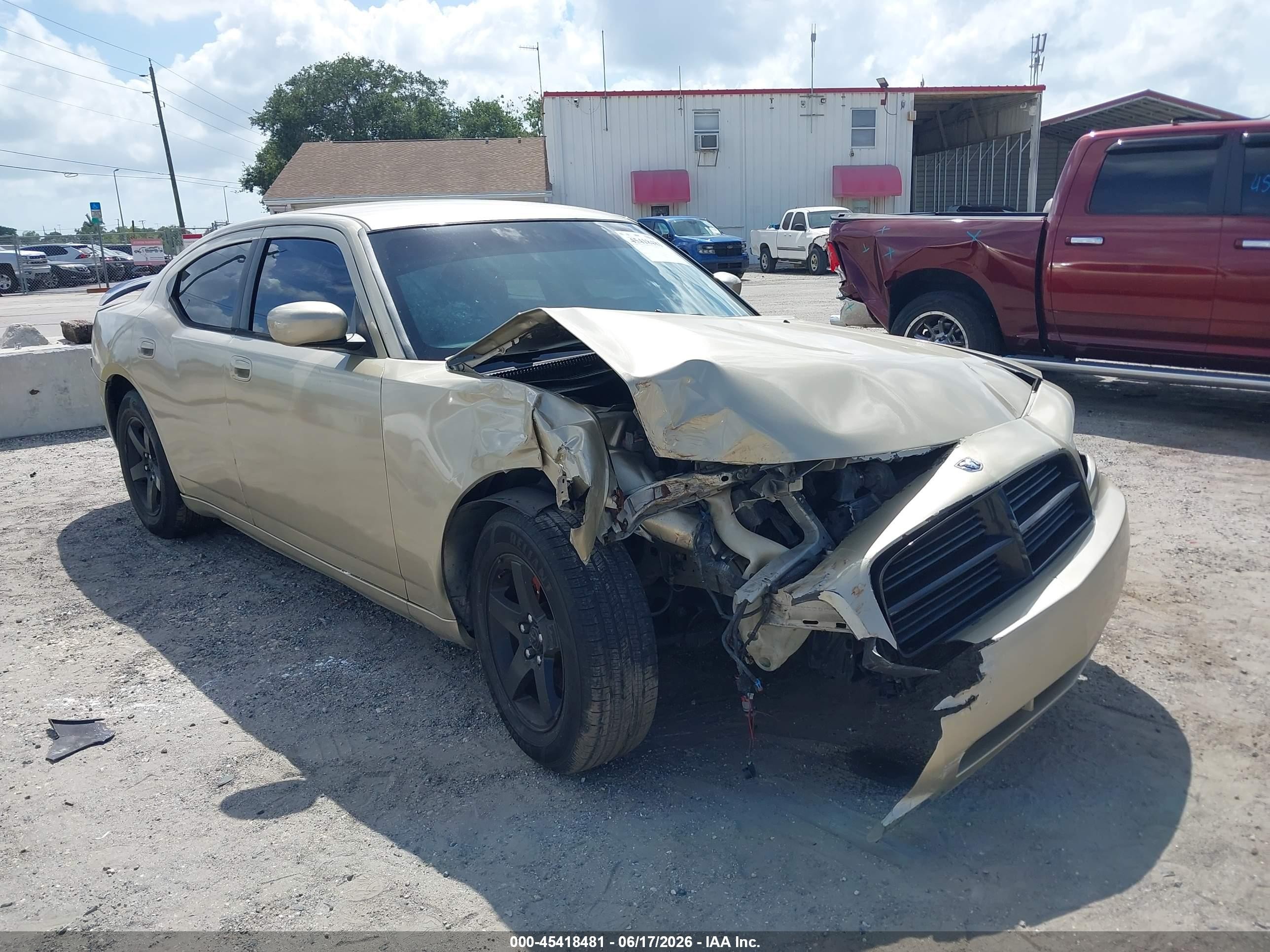 2010 Dodge Charger, VIN 2B3CA4CV2AH217721 — Front end