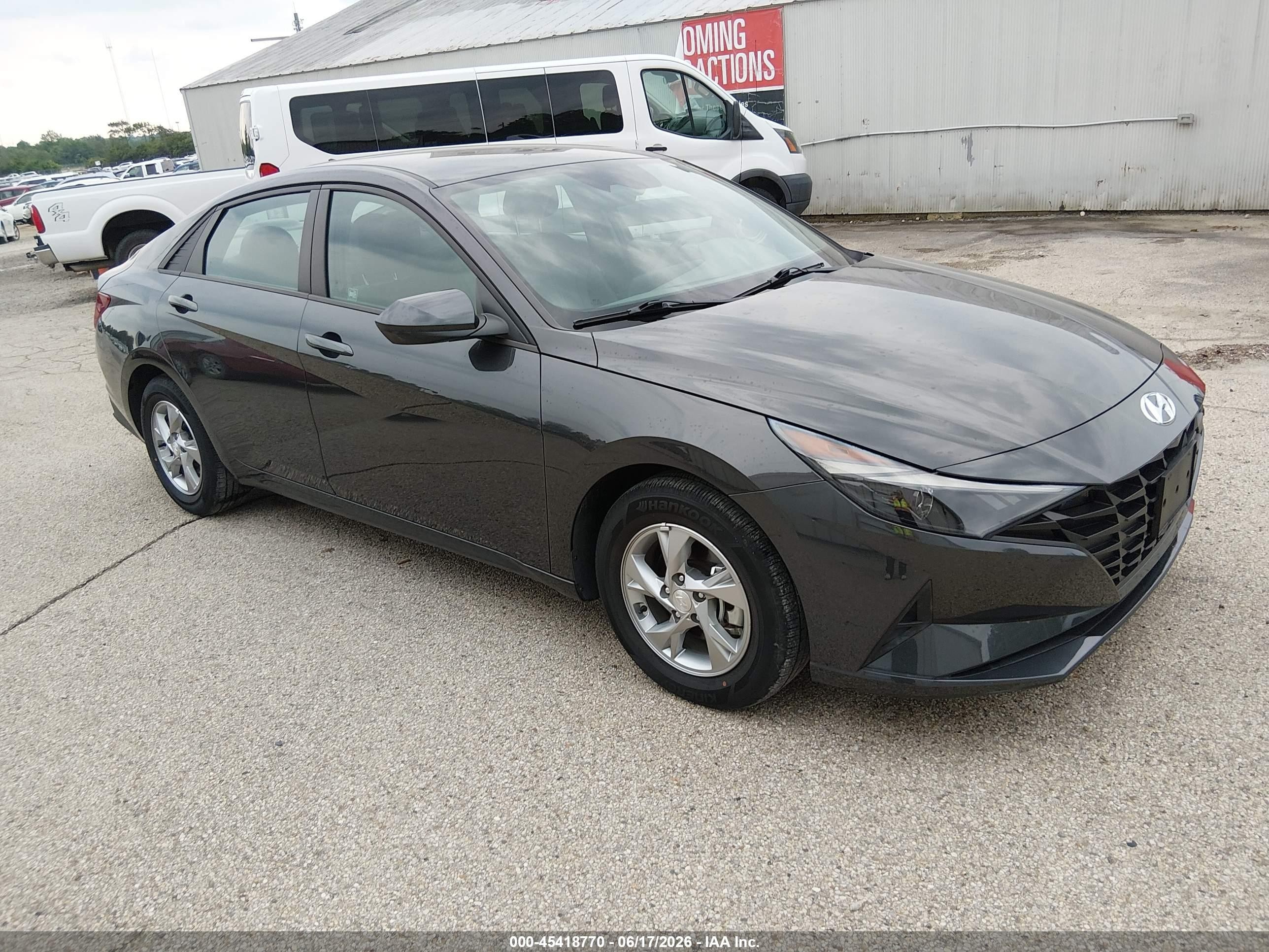 2021 Hyundai Elantra SE, VIN 5NPLL4AG1MH049269 — Normal wear