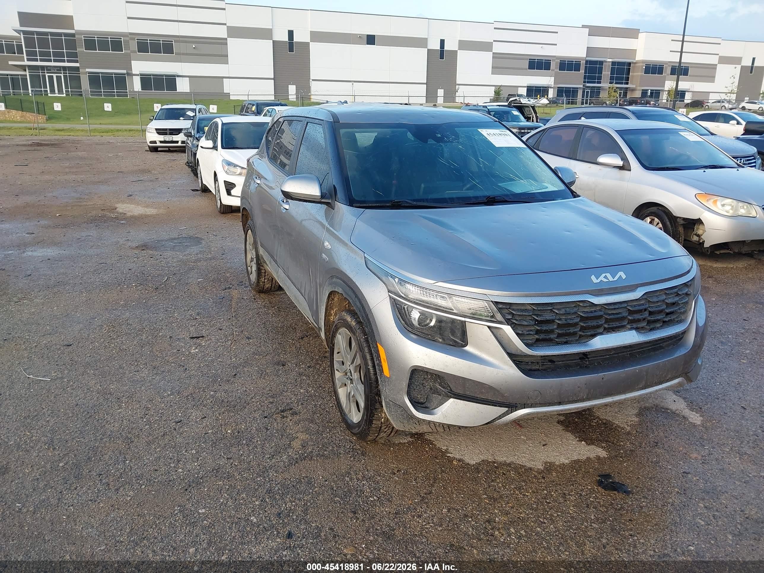 2022 Kia Seltos LX, VIN KNDEPCAAXN7320113 — Hail