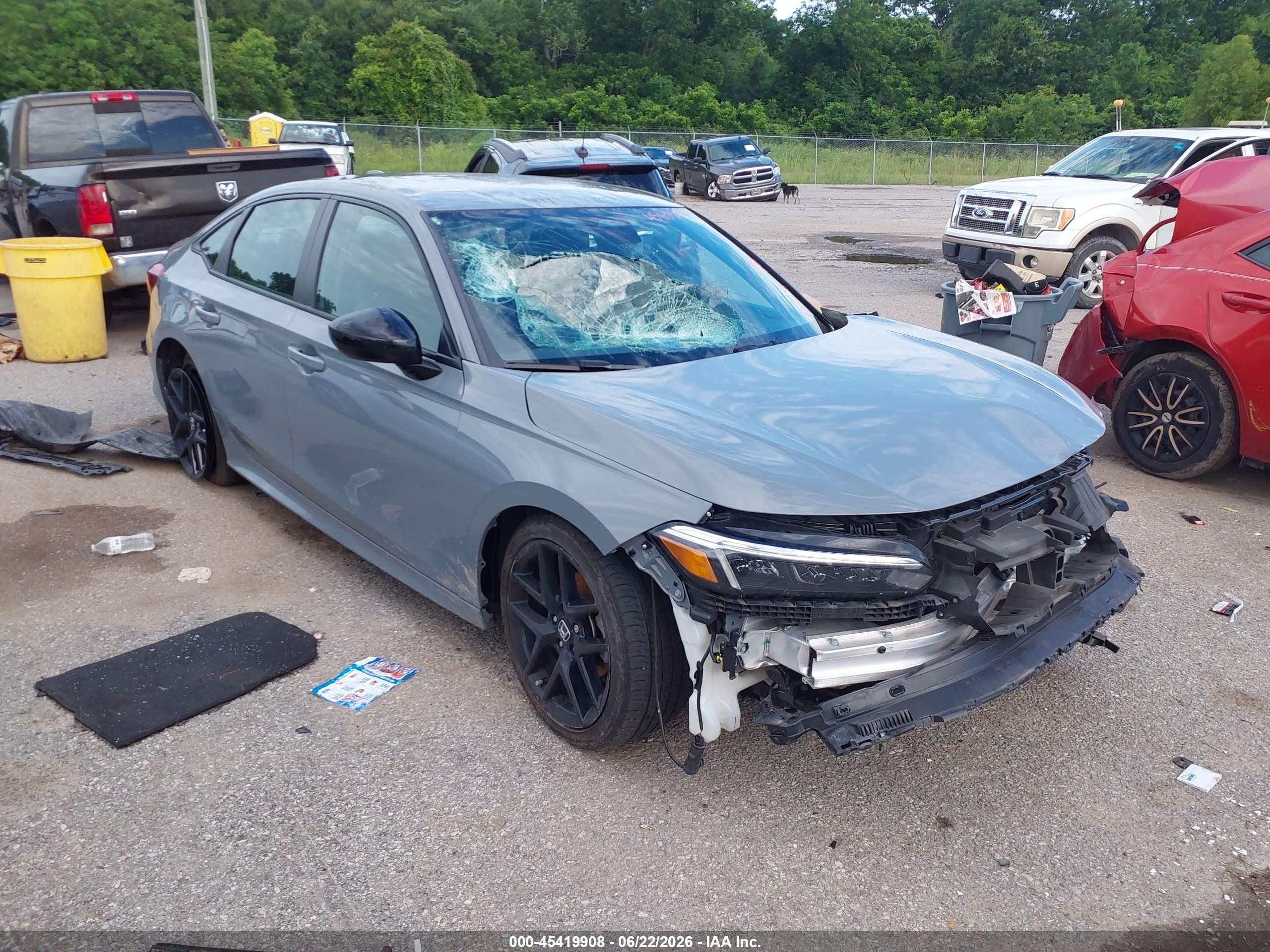 2025 Honda Civic Sport, VIN 2HGFE2F5XSH542538 — Front end
