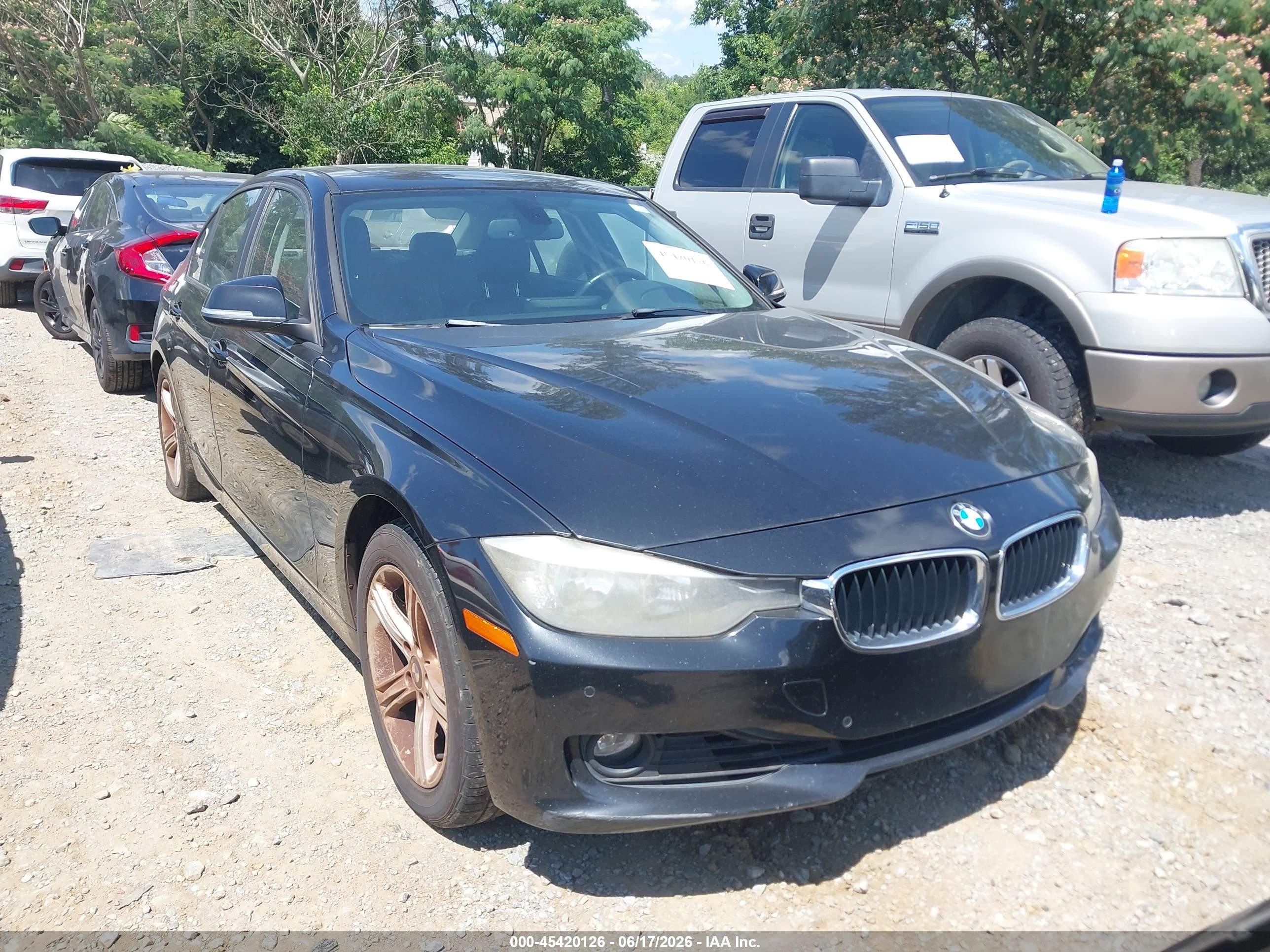 2014 BMW 3 Series 328i, VIN WBA3A5G55ENP31135 — Normal wear