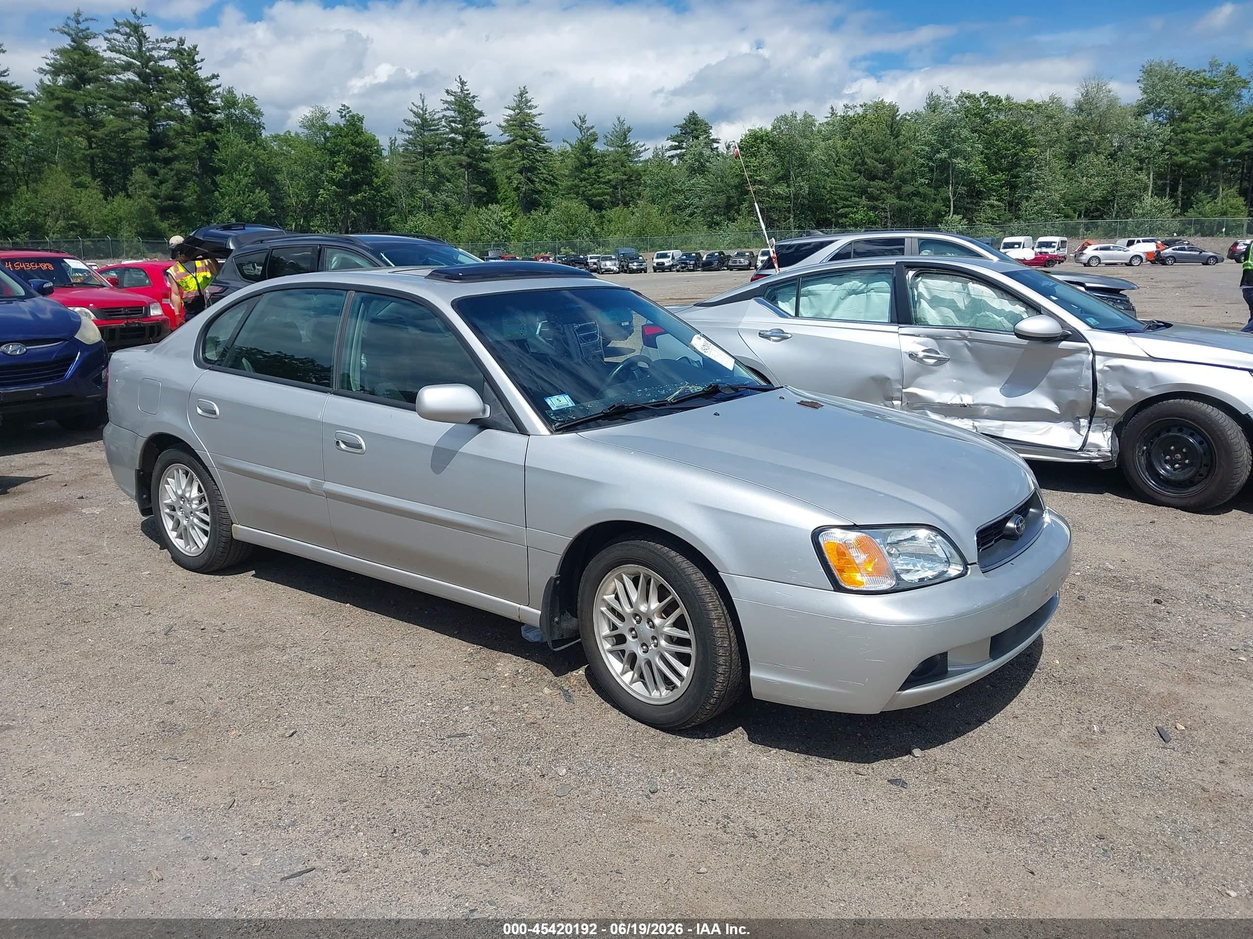 2004 Subaru Legacy L, VIN 4S3BE625647206782 — Бок