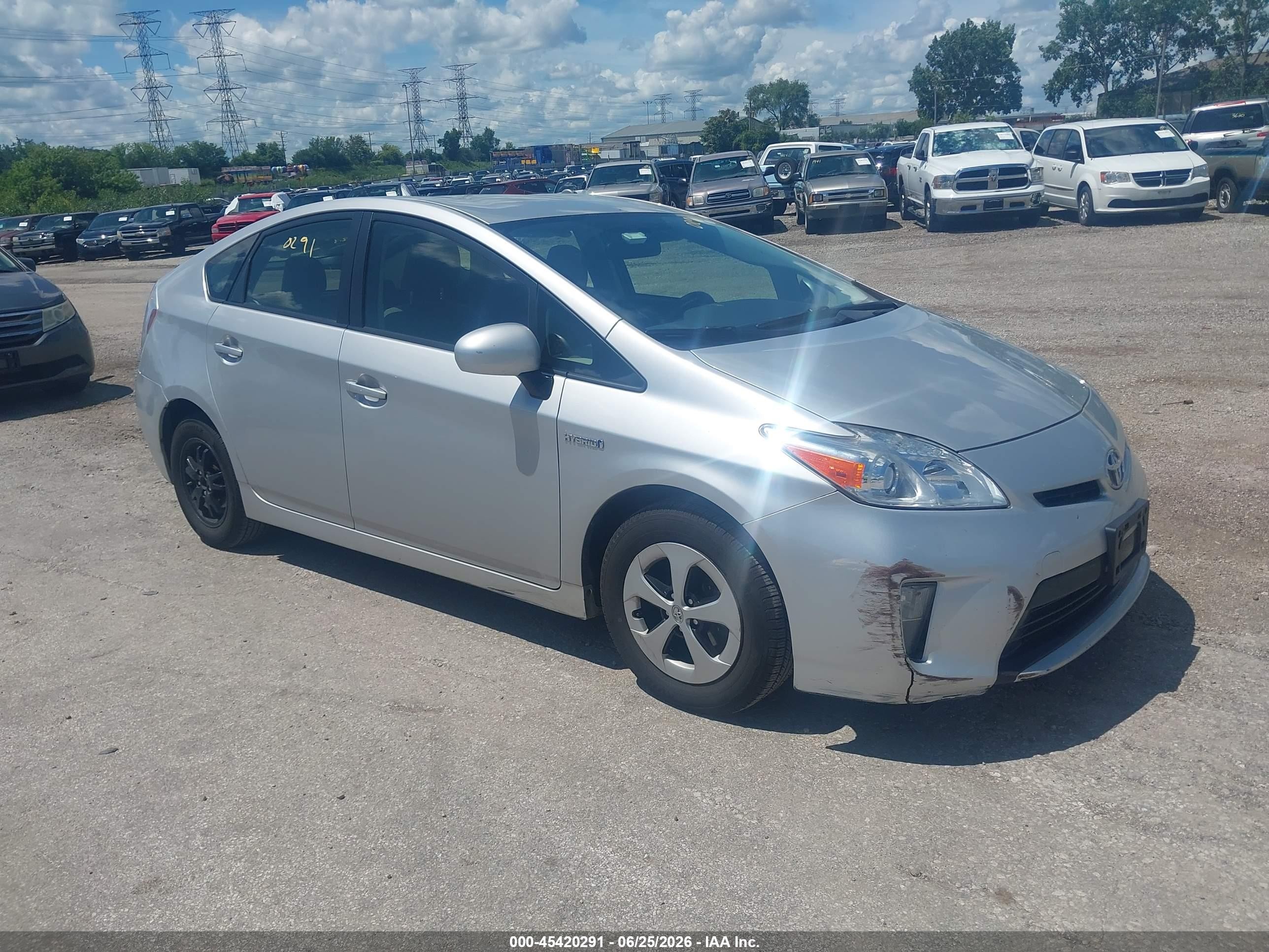 2015 Toyota Prius Three, VIN JTDKN3DU8F1882143 — Normal wear