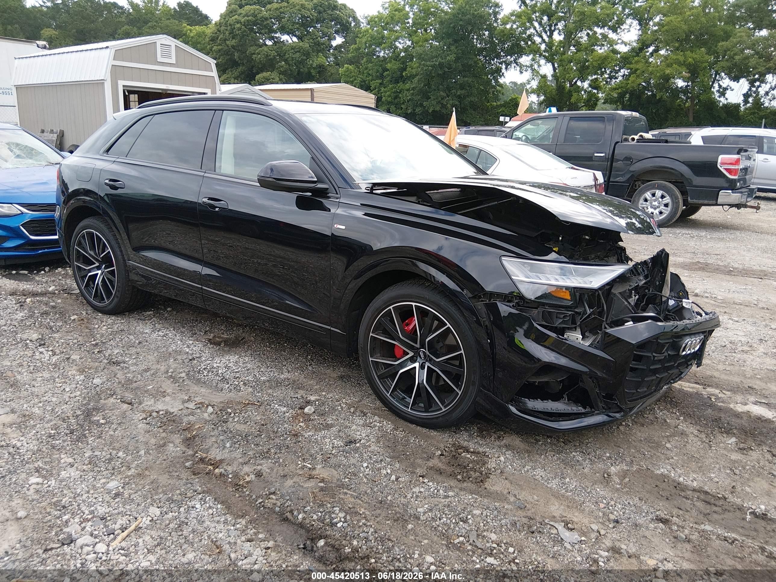 2020 Audi Q8 Prestige, VIN WA1FVAF12LD027127 — Front end