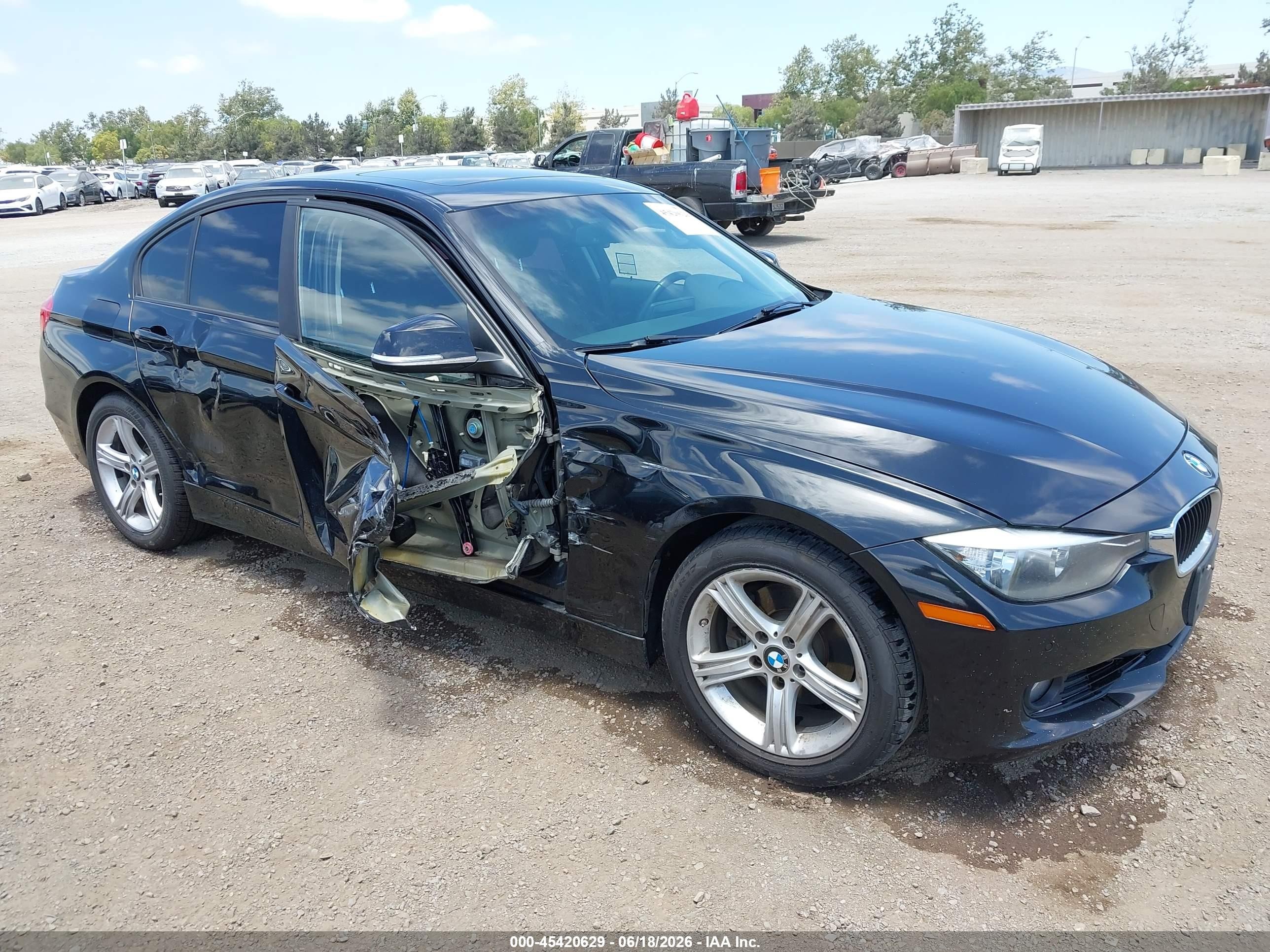 2014 BMW 3 Series 328i, VIN WBA3A5G53ENP34096 — Side