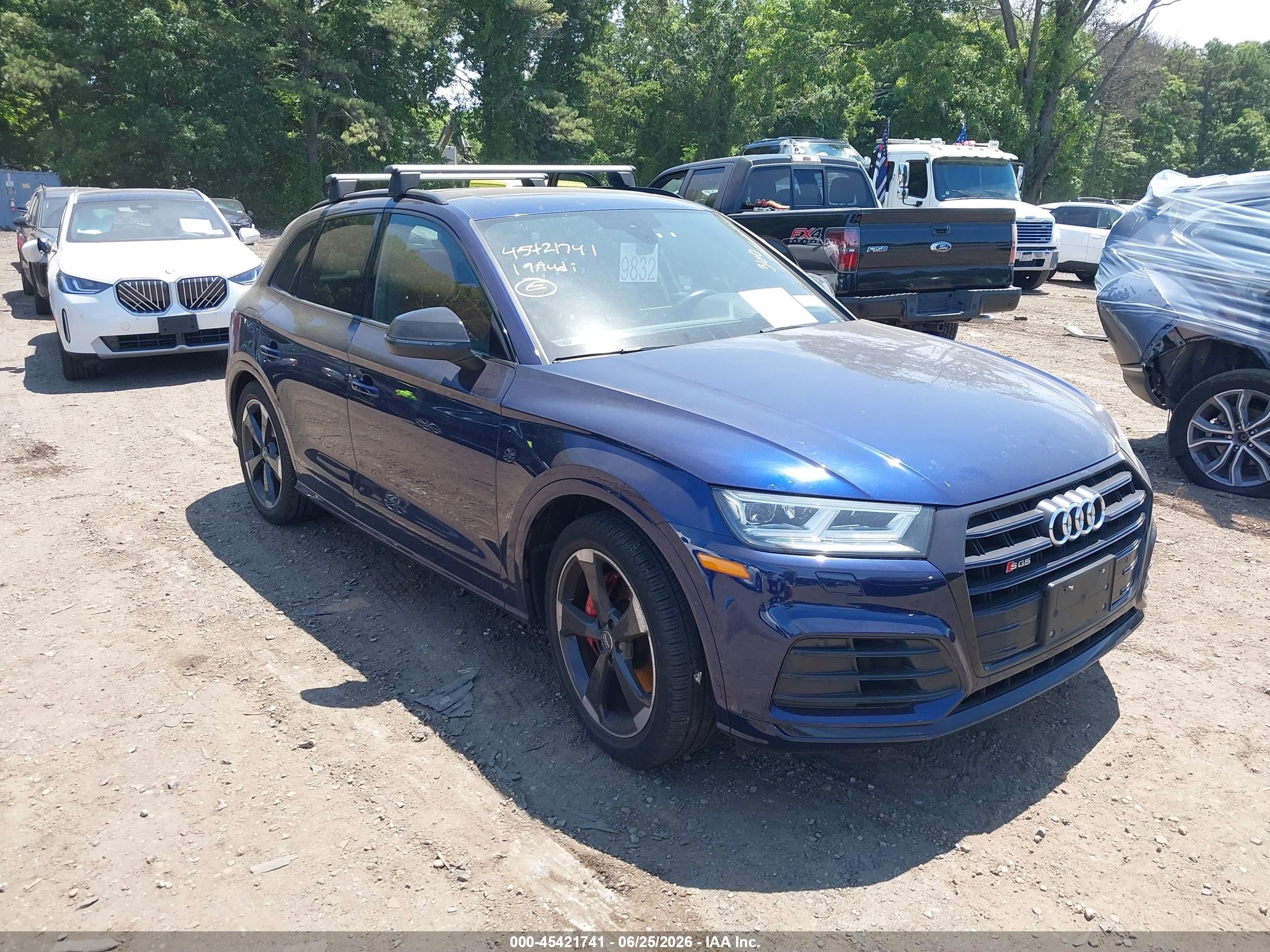 2019 Audi SQ5 Premium Plus, VIN WA1B4AFY2K2095064 — Не указано