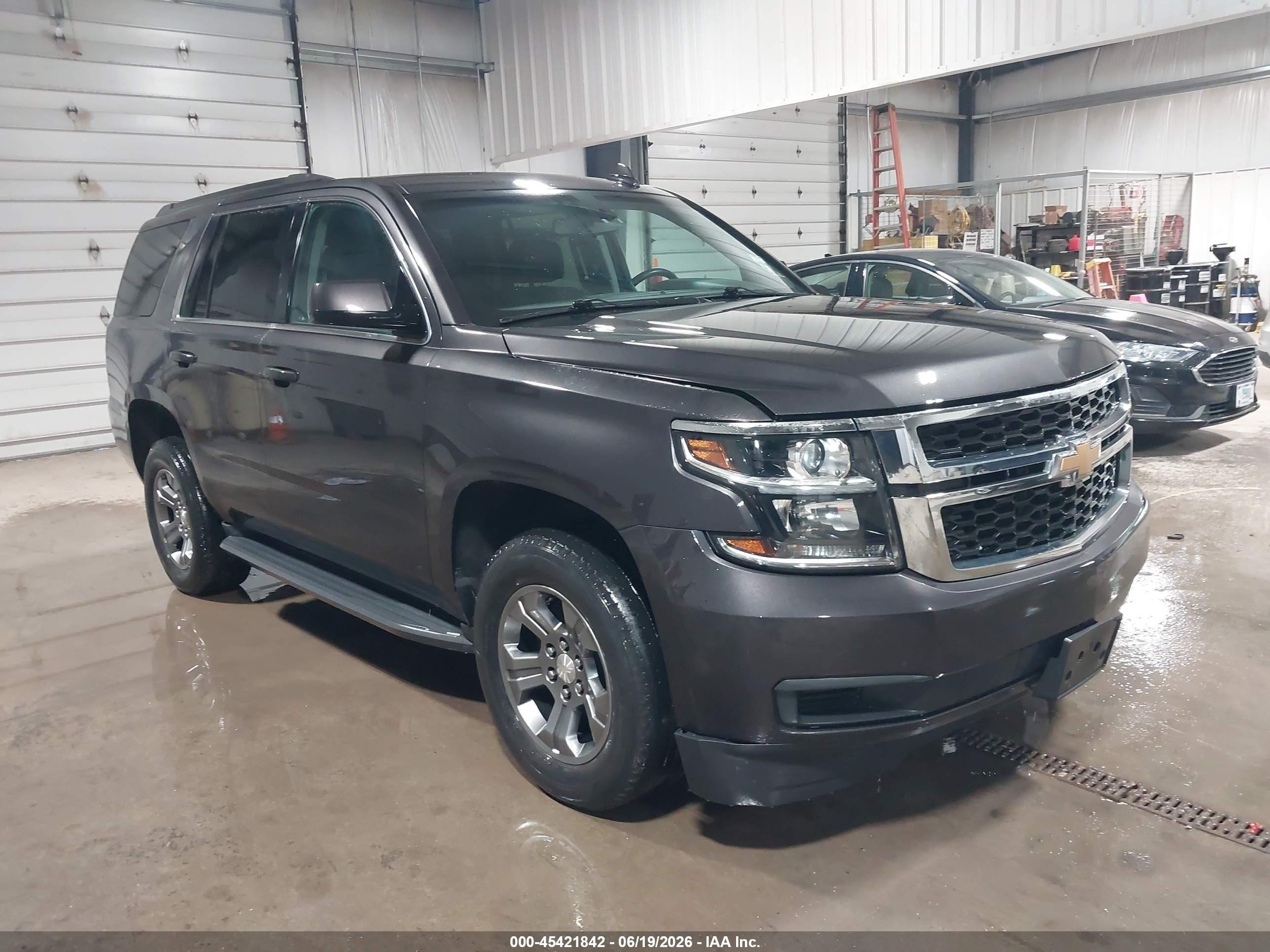 2018 Chevrolet Tahoe LS, VIN 1GNSKAEC9JR316254 — Обычный износ