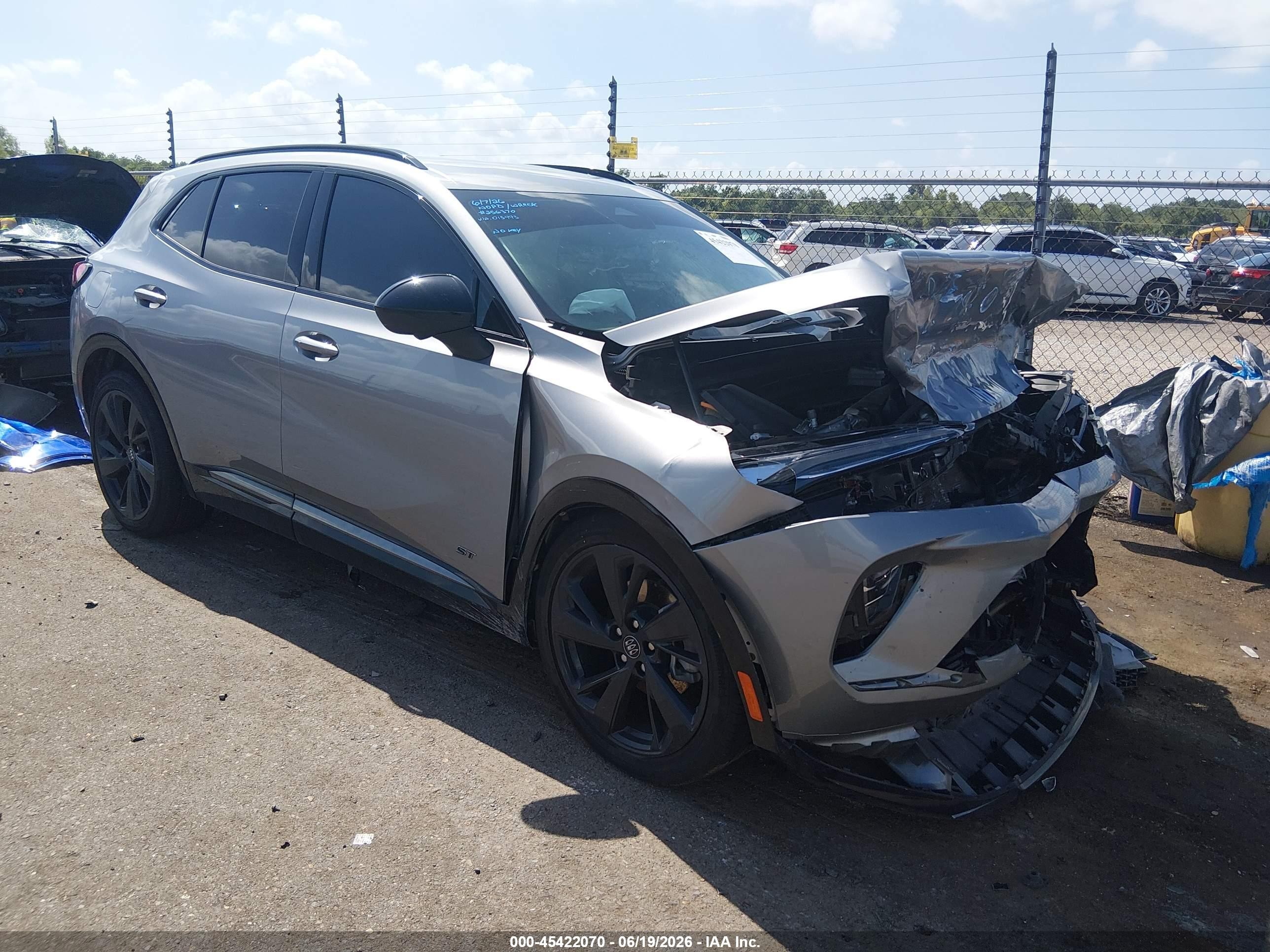 2024 Buick Envision Sport Touring, VIN LRBFZPE49RD015993 — Front end