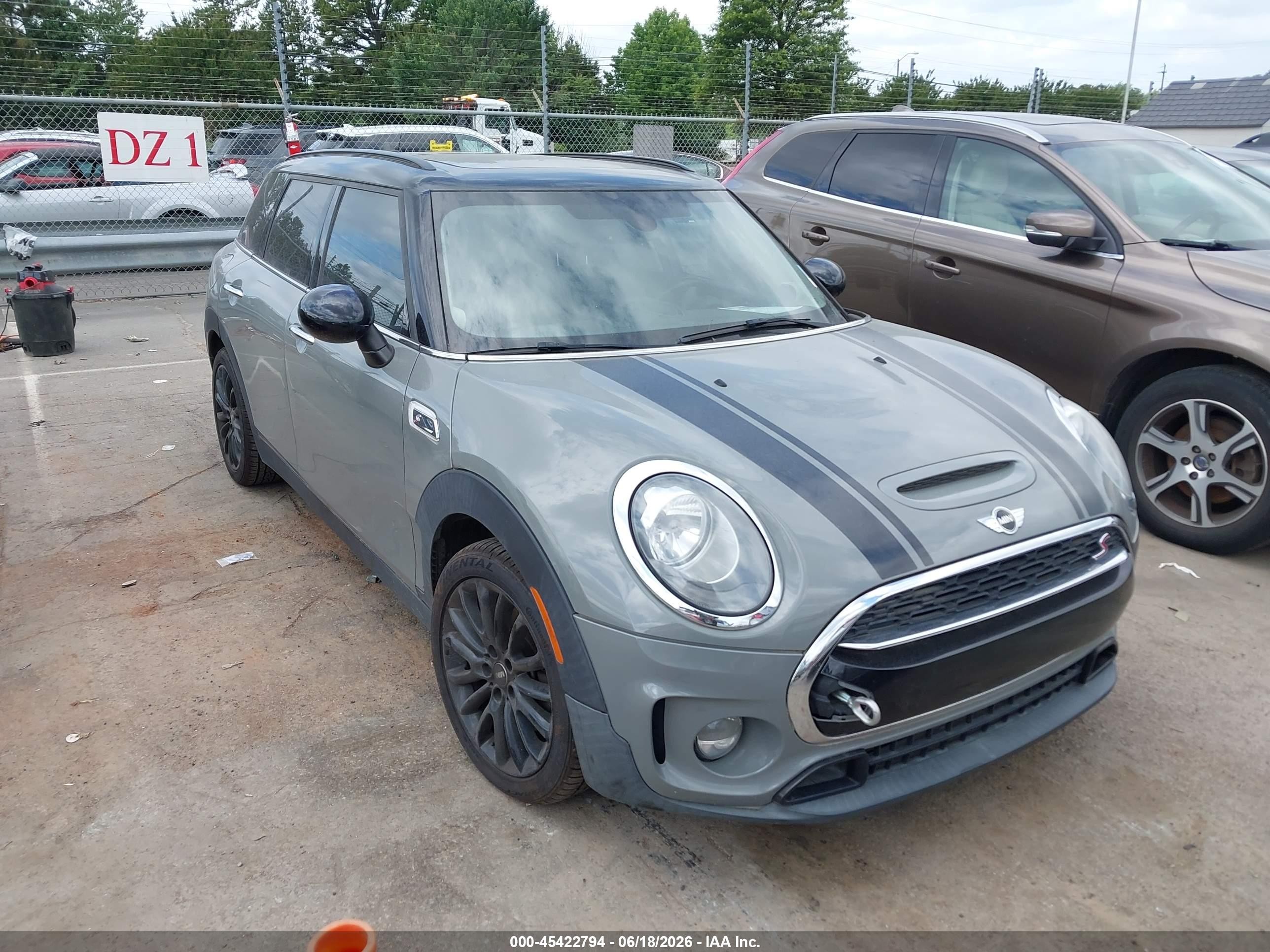 2018 MINI Clubman Cooper S, VIN WMWLN9C56J2E51062 — Обычный износ