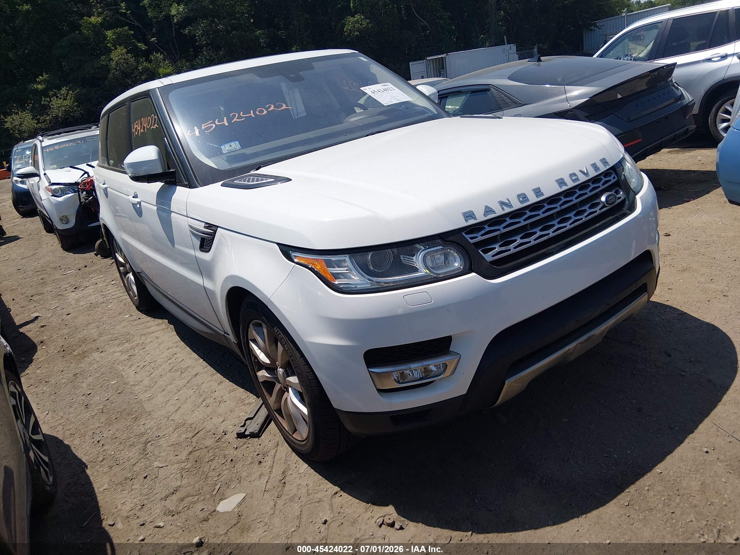 2016 Land Rover Range Rover Sport Dynamic, VIN SALWR2EF1GA562799 — Normal wear