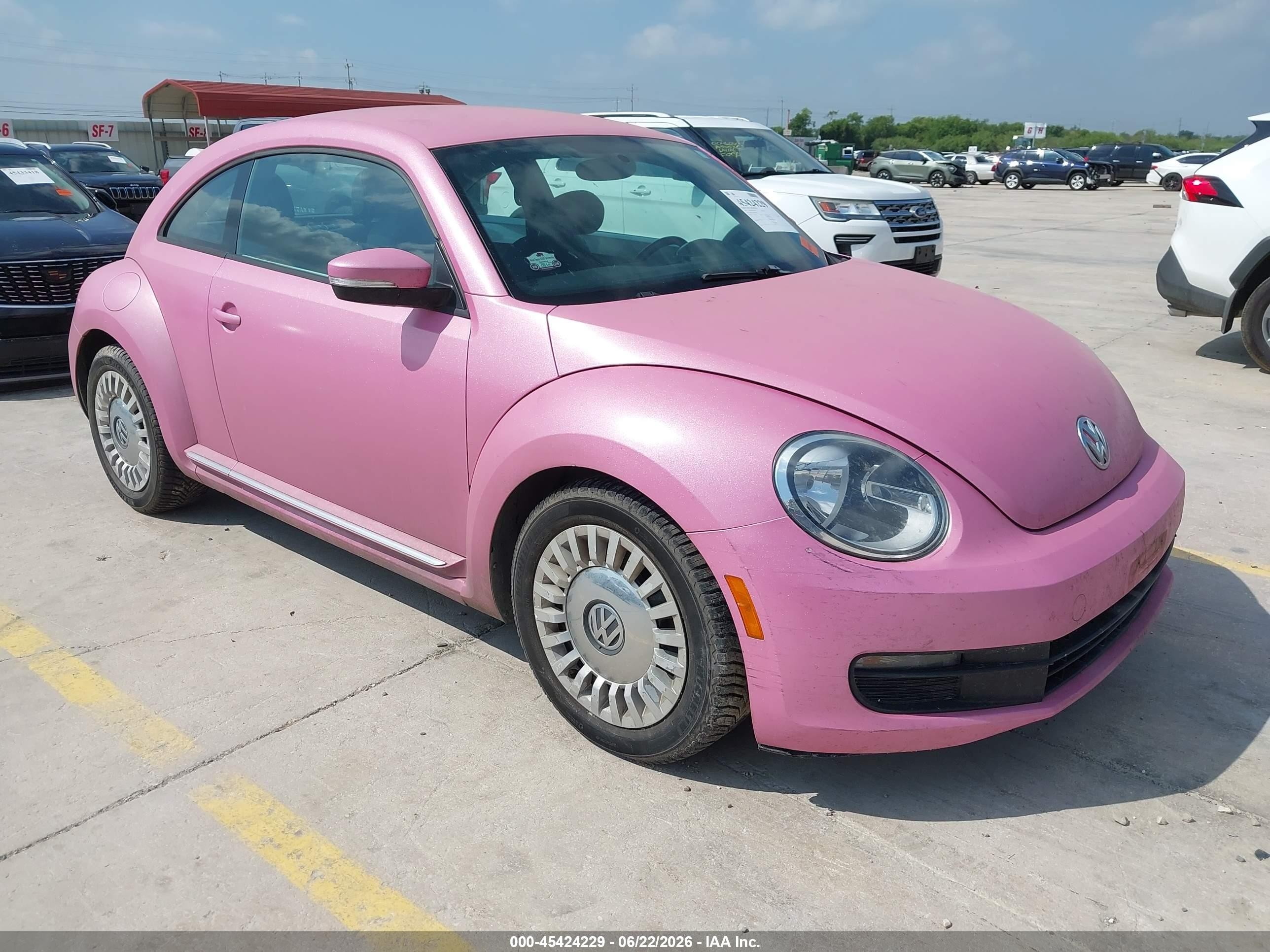 2014 Volkswagen Beetle 1.8T, VIN 3VWJ17AT5EM639740 — Undercarriage