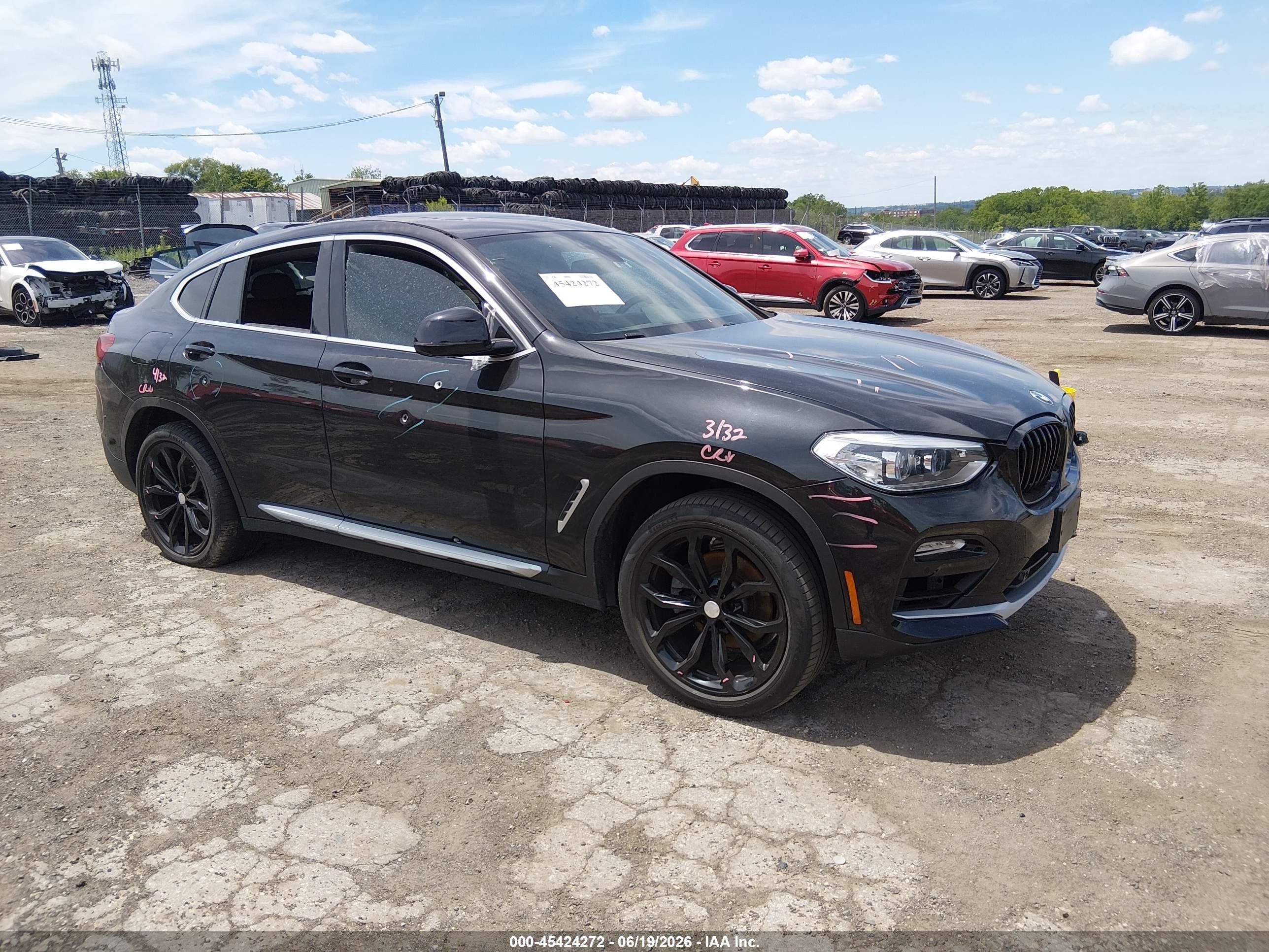 2019 BMW X4 xDrive30i, VIN 5UXUJ3C52KLG56212 — Vandalism