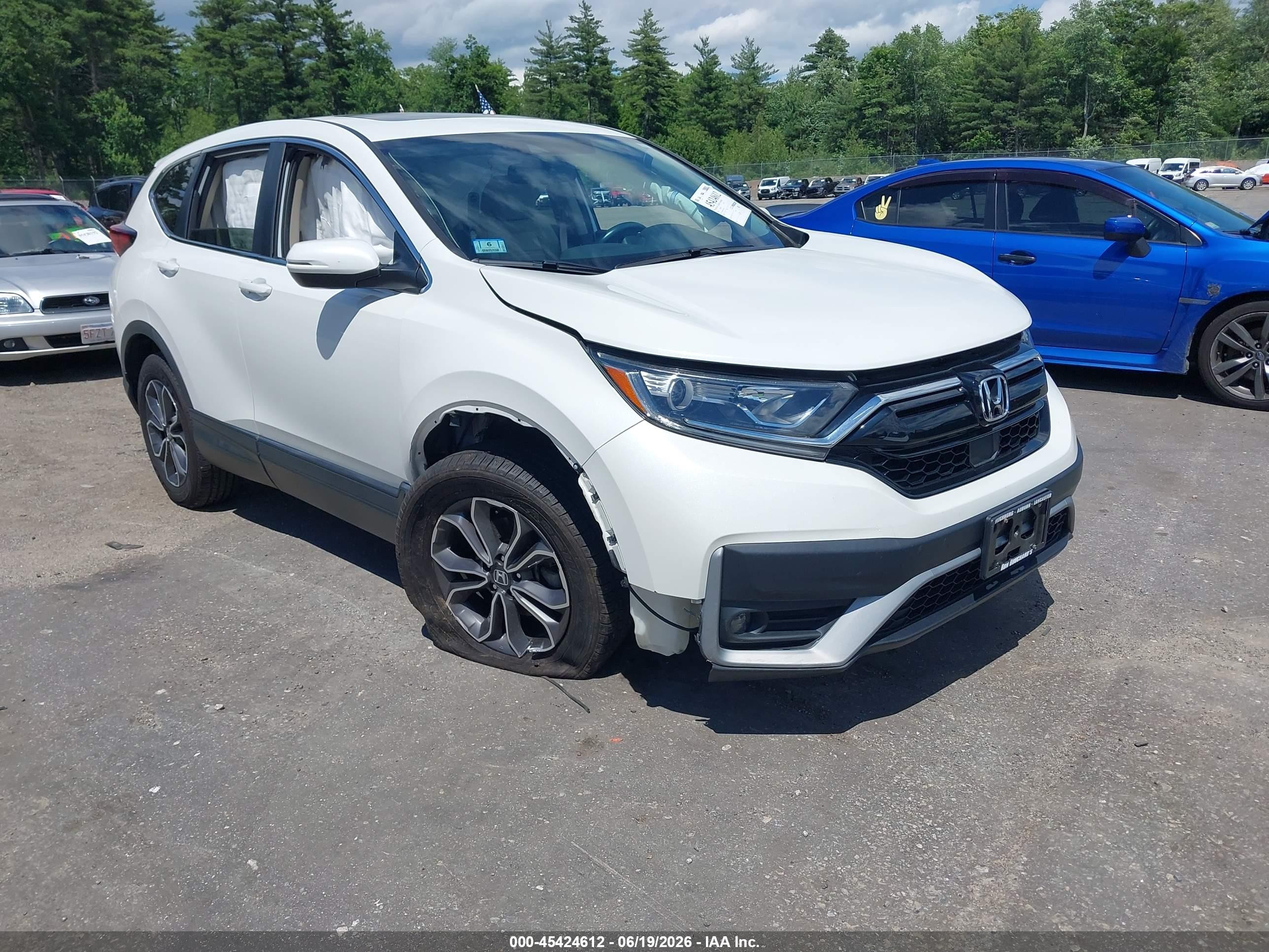2020 Honda CR-V EX-L, VIN 2HKRW2H87LH700228 — Front end