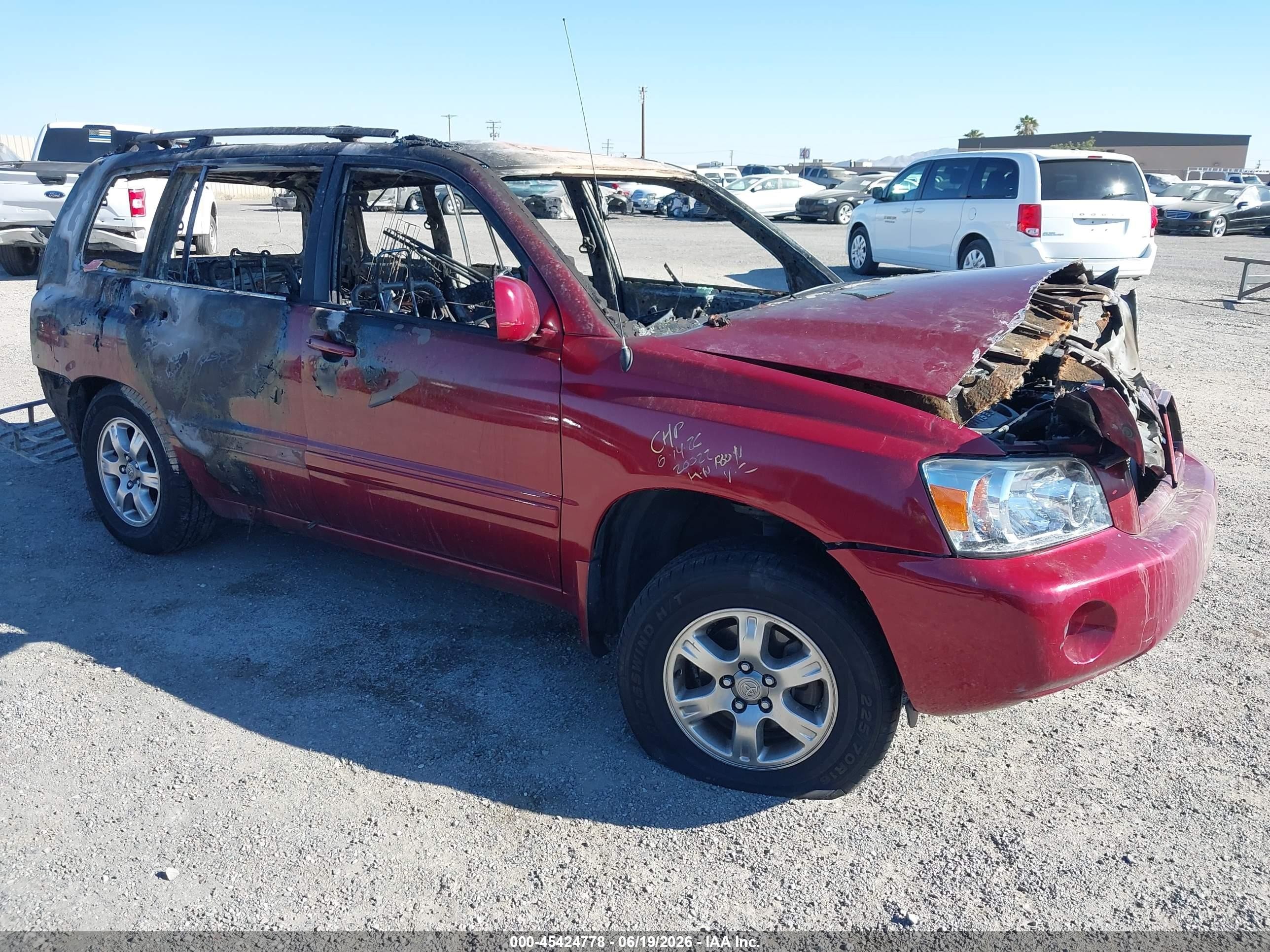 2007 Toyota Highlander w/3rd Row, VIN JTEEP21A370202485 — Burn