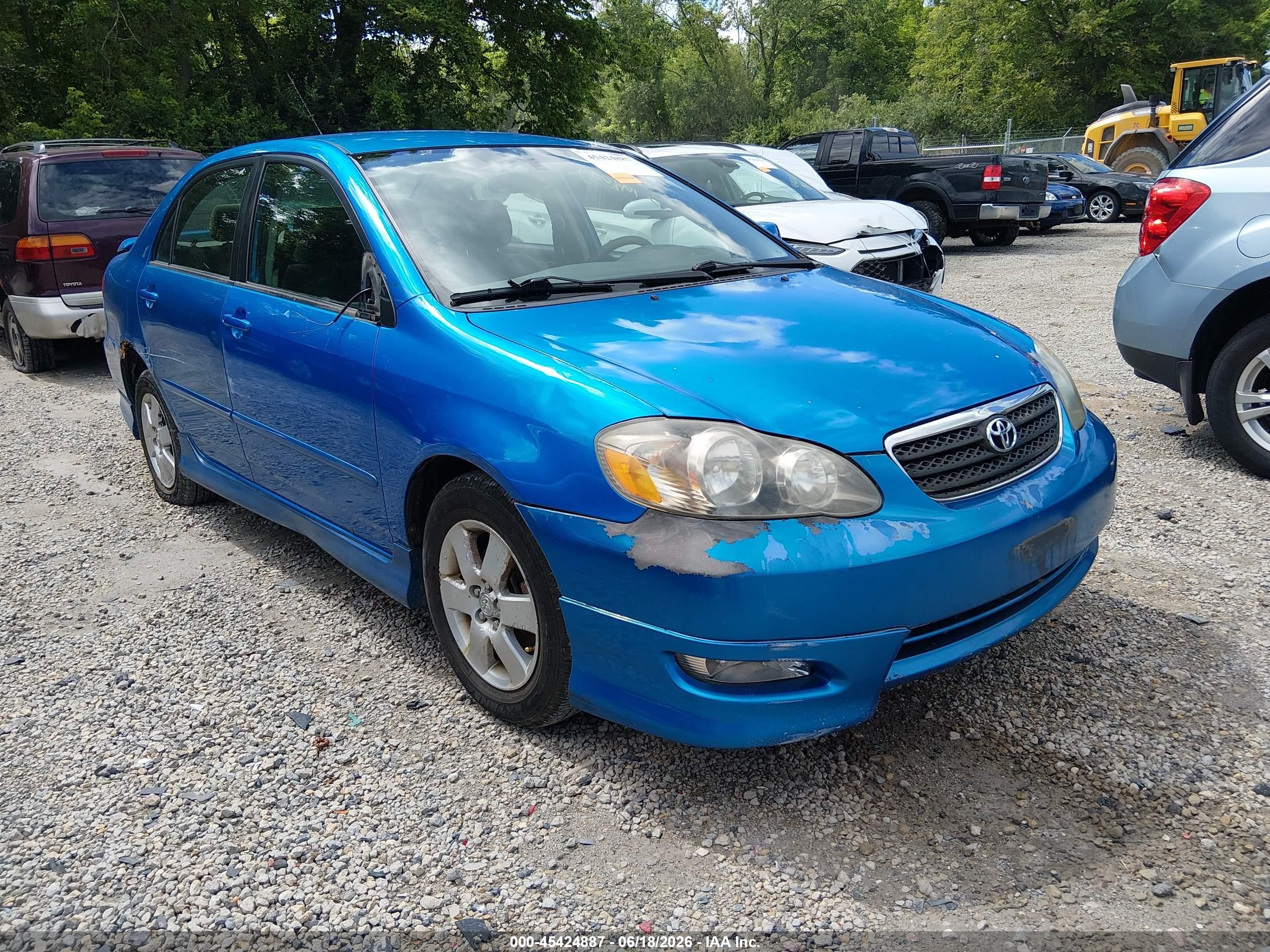 2008 Toyota Corolla LE, VIN 2T1BR32E78C881984 — Side