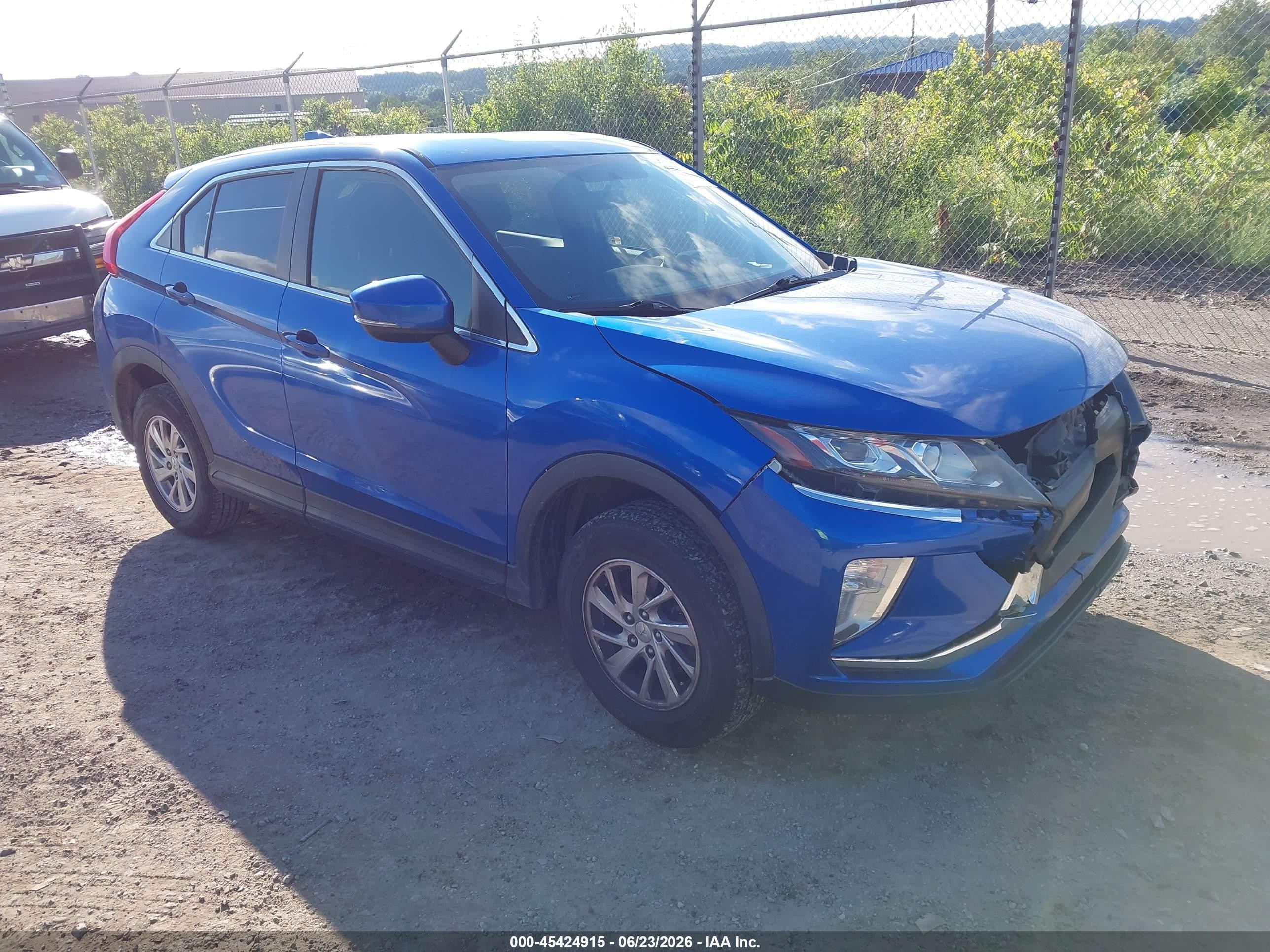 2019 Mitsubishi Eclipse Cross ES, VIN JA4AT3AA8KZ023426 — Front end