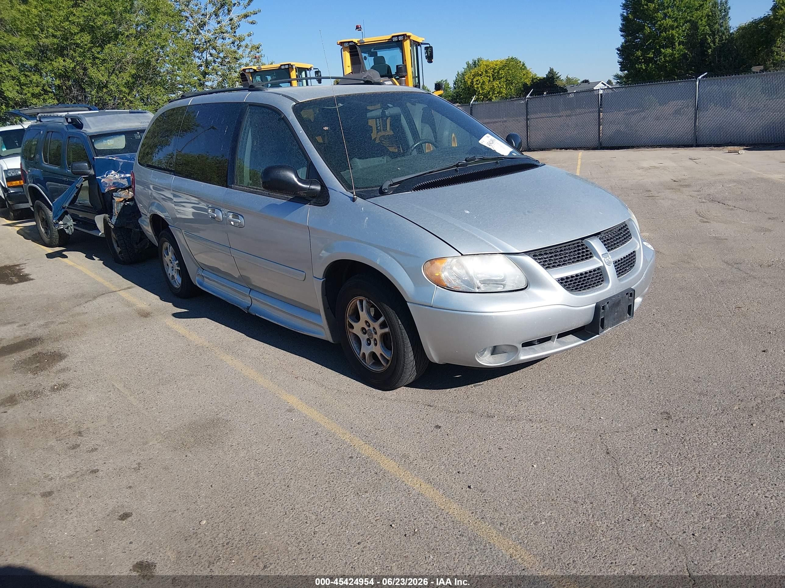 2004 Dodge Caravan SXT, VIN 2D4GP44L04R615751 — Обычный износ