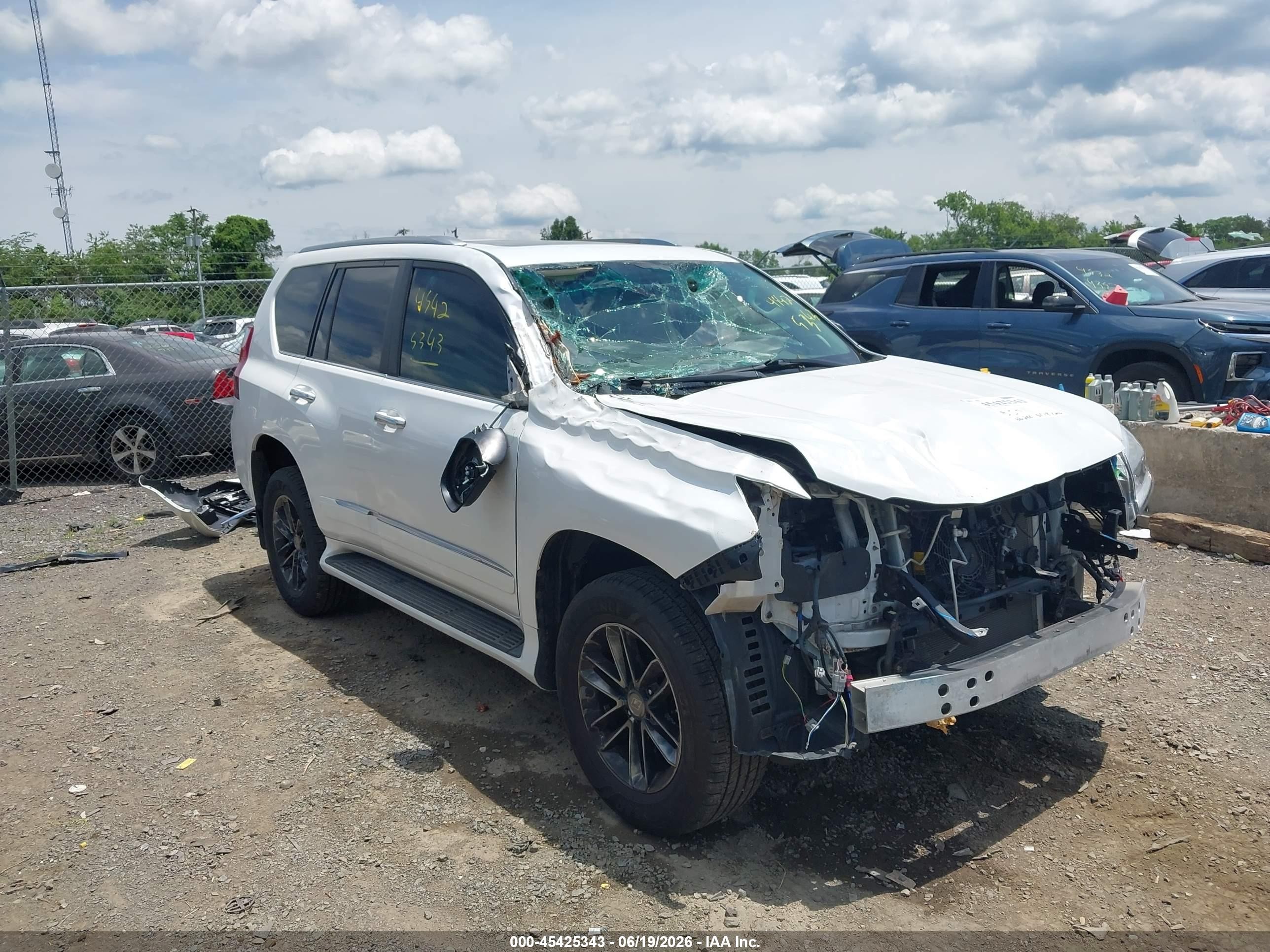 2012 Lexus GX 460, VIN JTJBM7FX2C5048873 — Front end