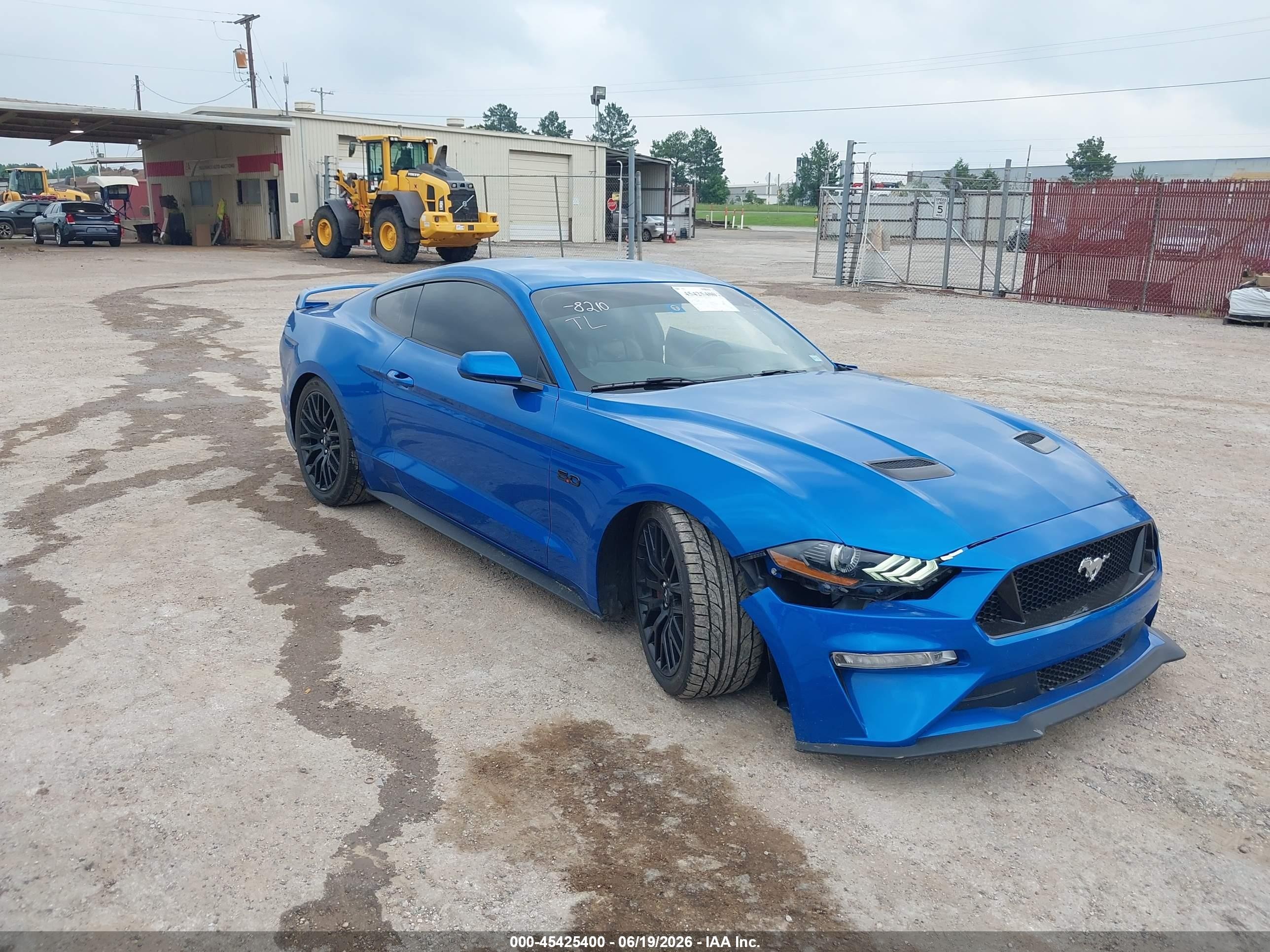 2020 Ford Mustang GT, VIN 1FA6P8CF0L5124013 — Side