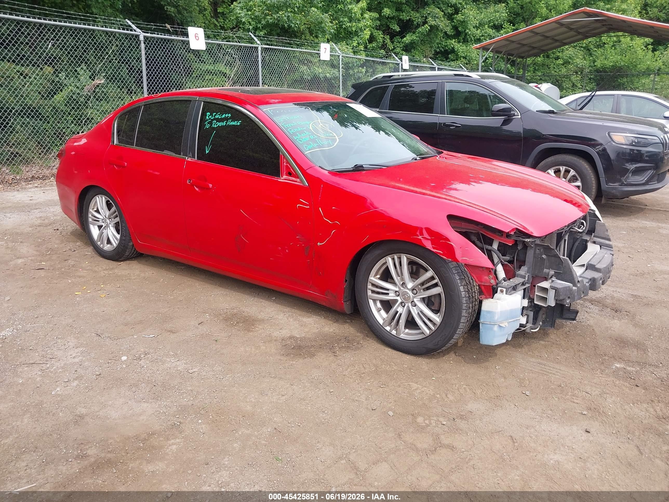 2013 Infiniti G37 x, VIN JN1CV6AR8DM352338 — Перед
