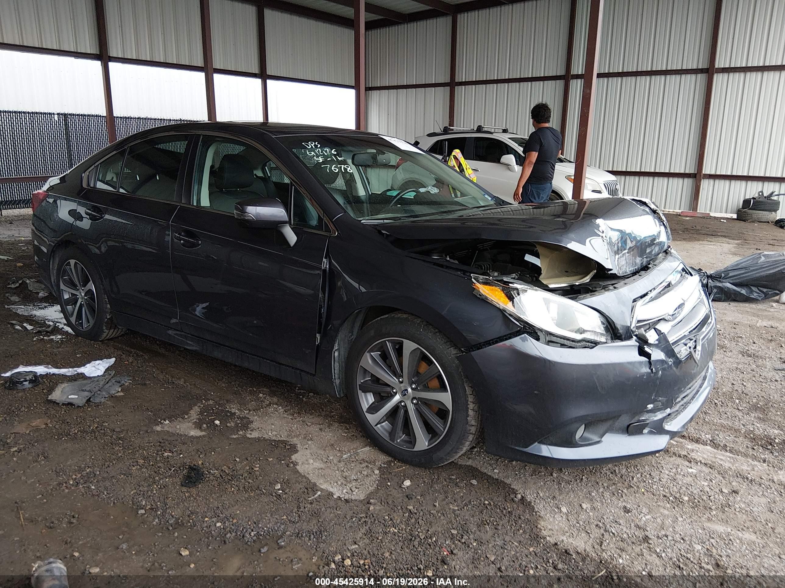 2016 Subaru Legacy Limited, VIN 4S3BNBL69G3027678 — Front end
