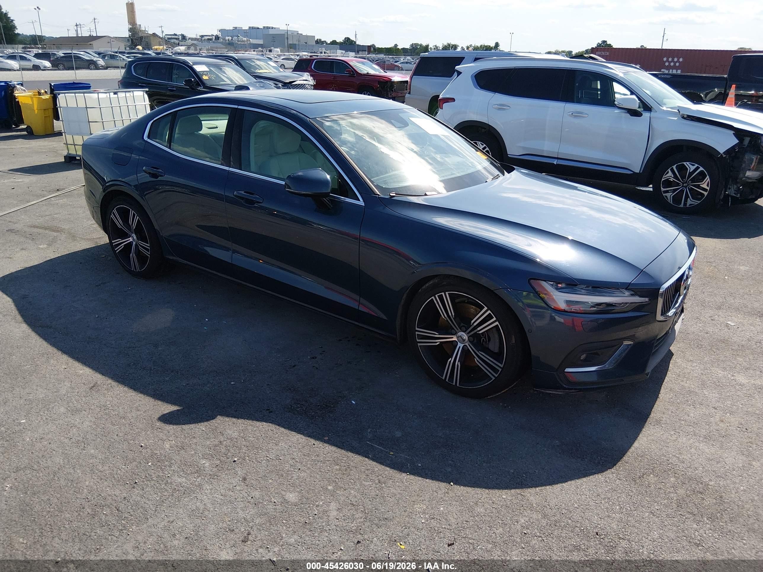 2019 Volvo S60 Inscription, VIN 7JRA22TL9KG006584 — Fresh water flood