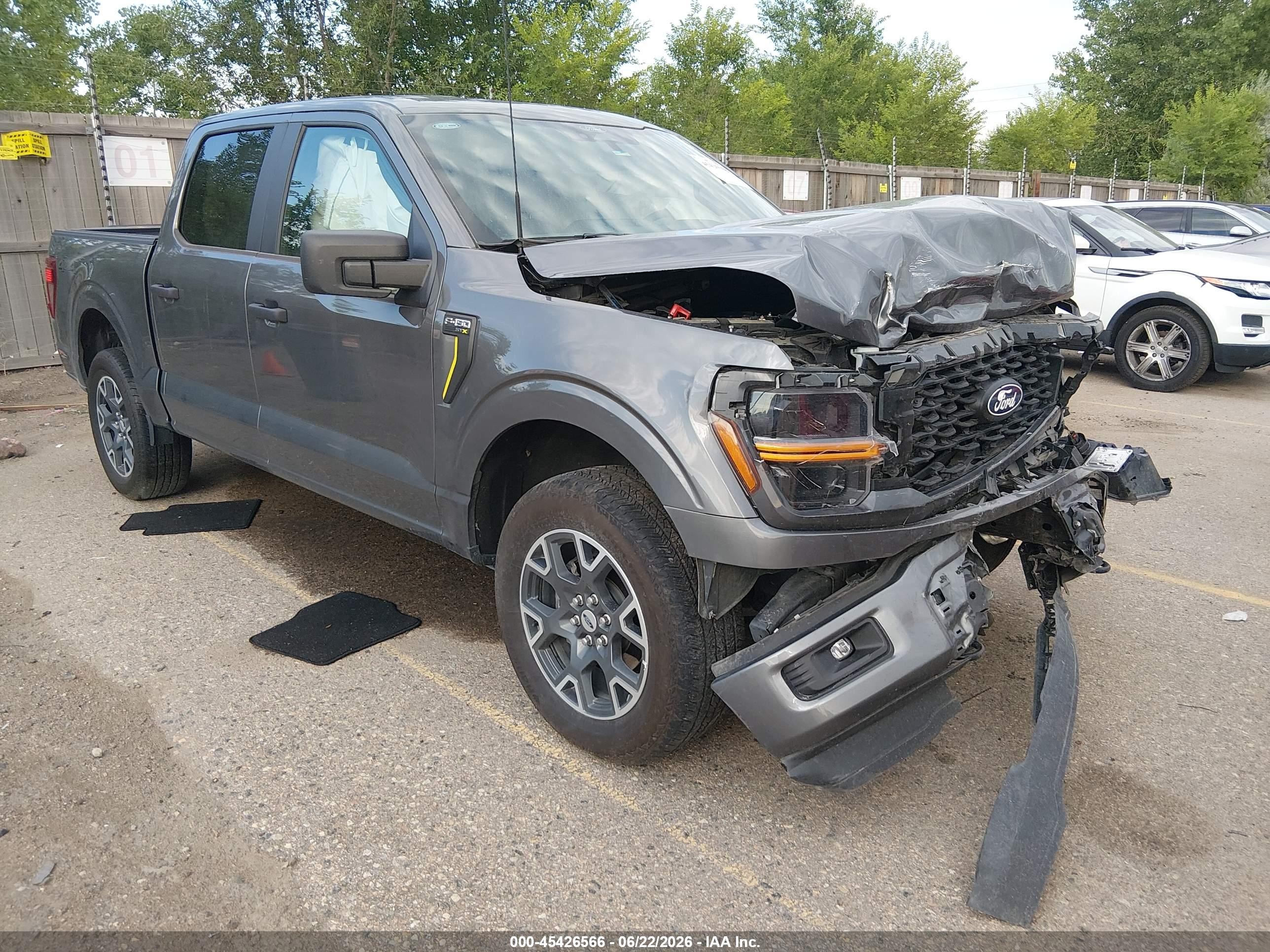 2025 Ford F-150 STX, VIN 1FTEW2LP7SKD11165 — Front end