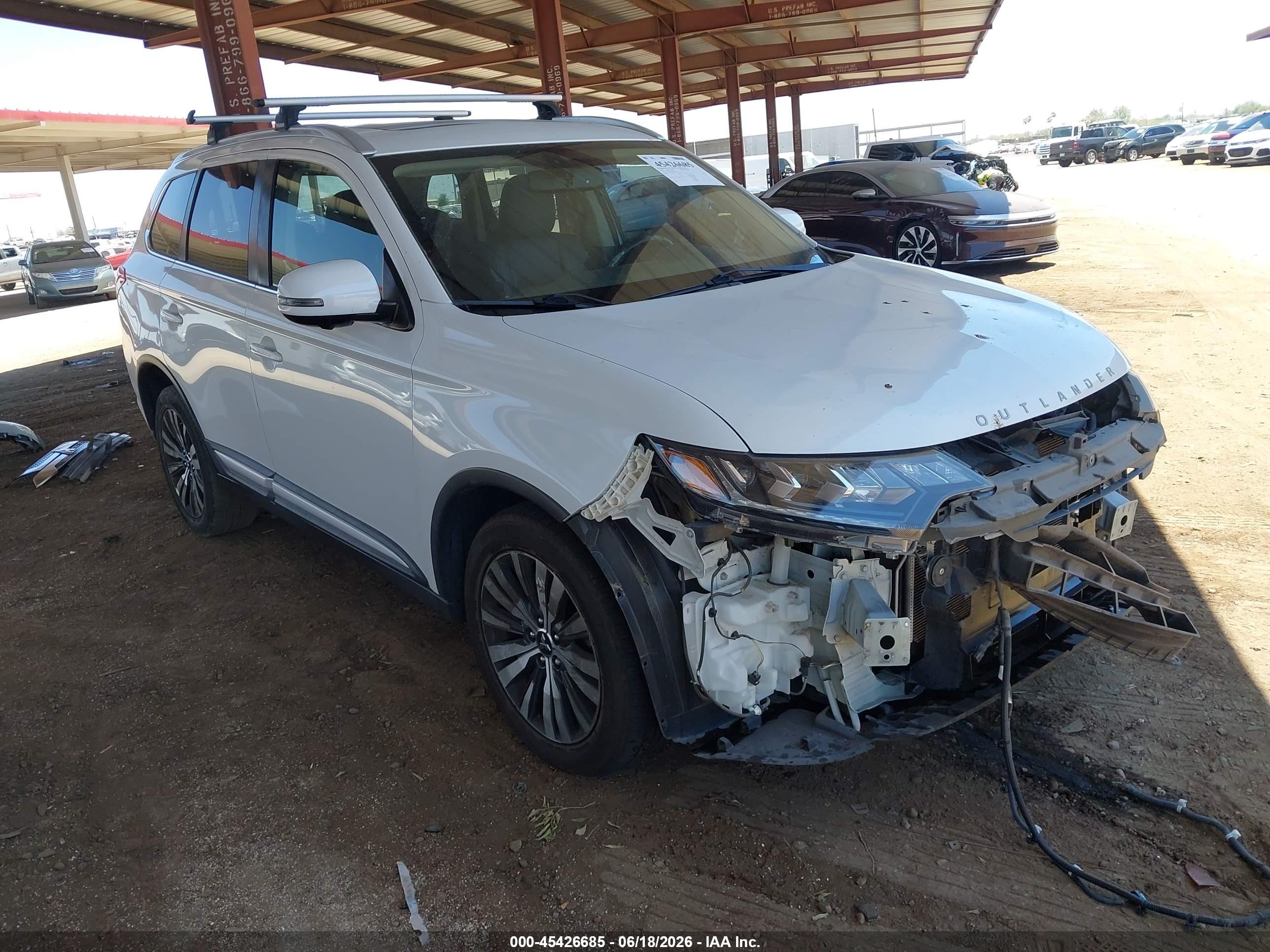 2019 Mitsubishi Outlander SE, VIN JA4AD3A34KZ012289 — Front end
