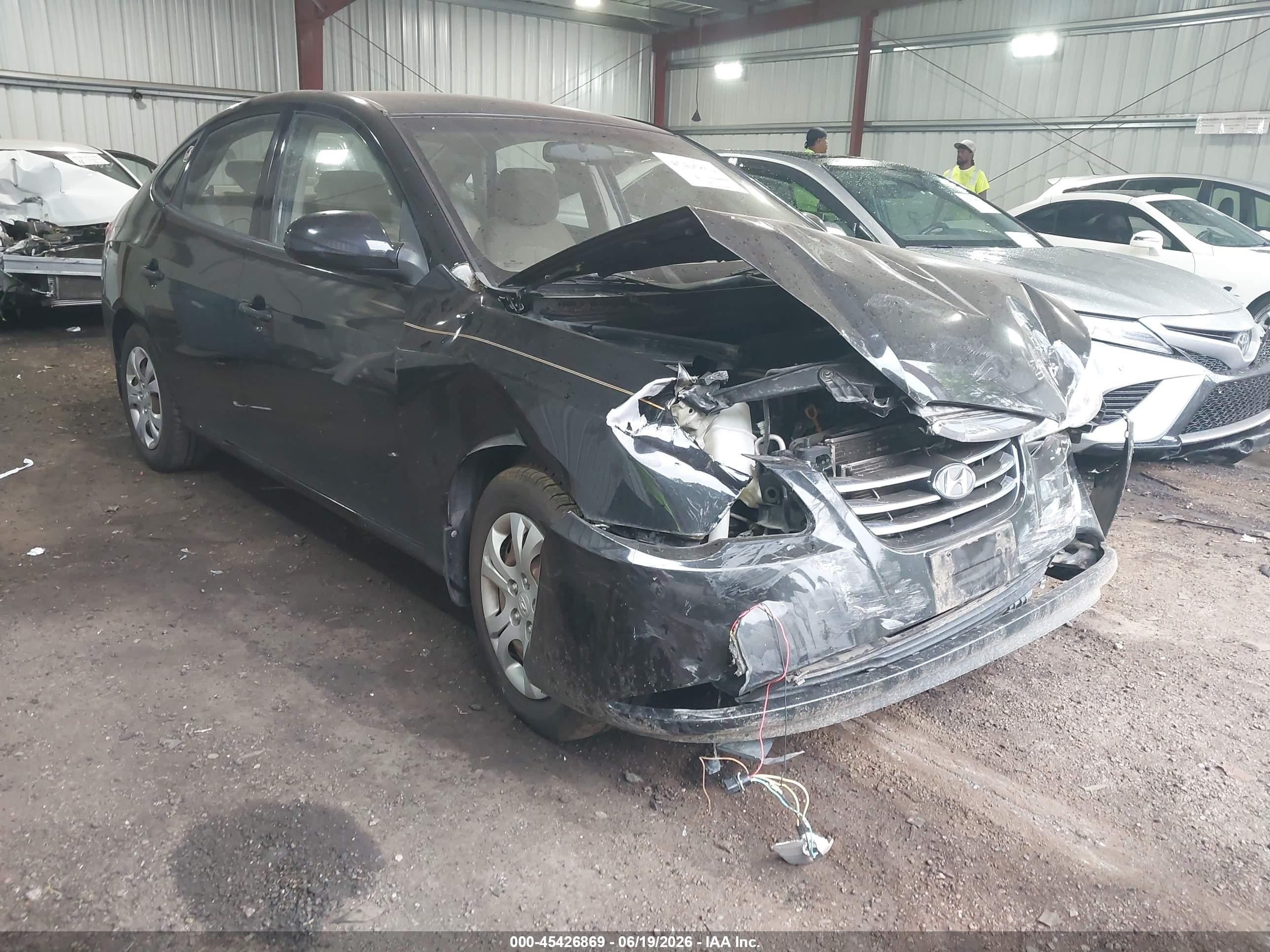 2010 Hyundai Elantra GLS, VIN KMHDU4AD1AU110737 — Front end