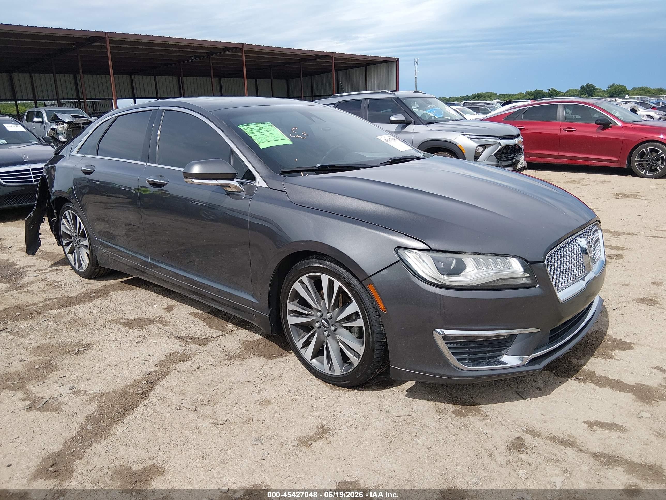2017 Lincoln MKZ Reserve, VIN 3LN6L5E94HR601649 — Rear end