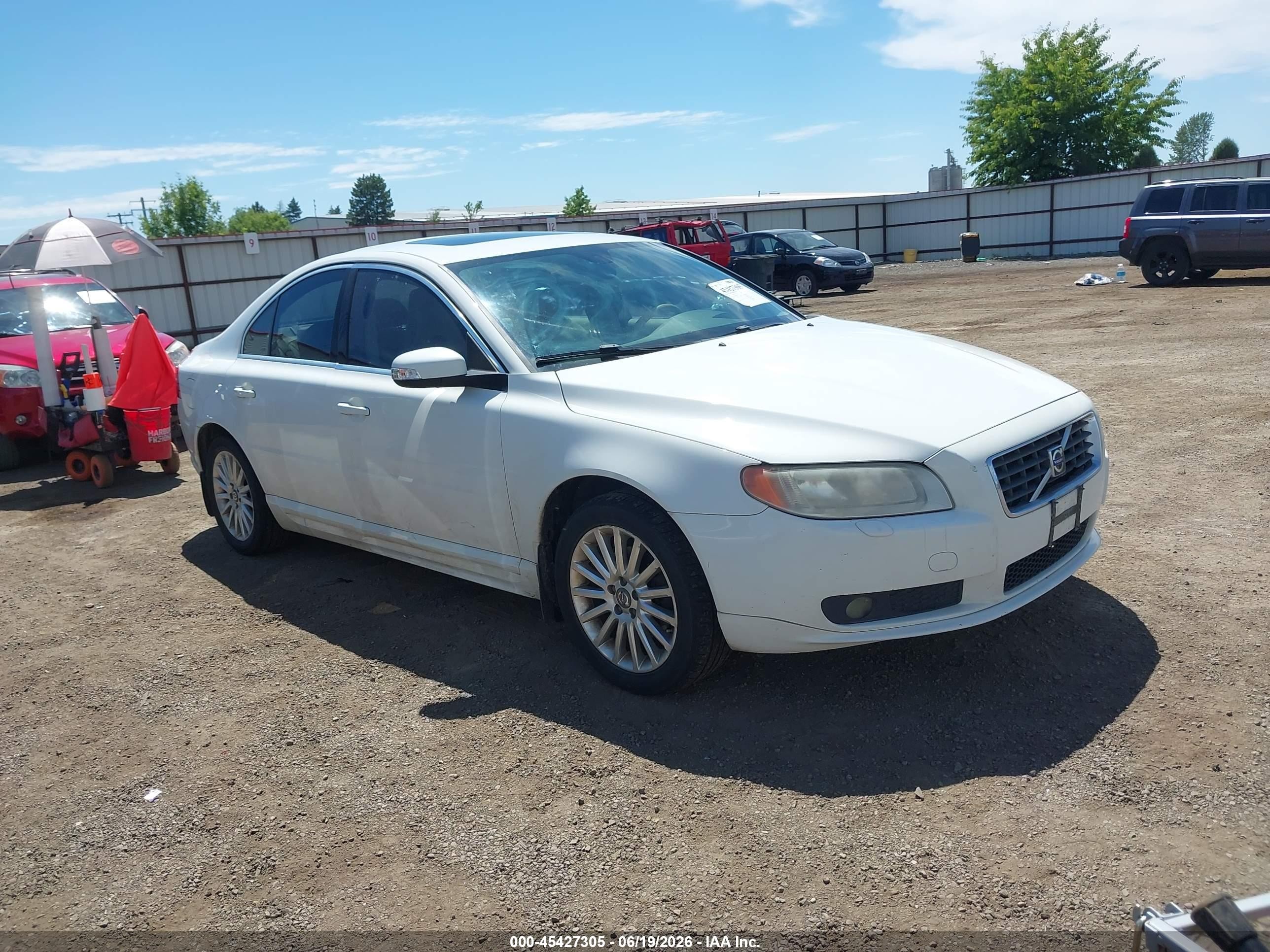 2007 Volvo S80 I6, VIN YV1AS982071030462 — Зад