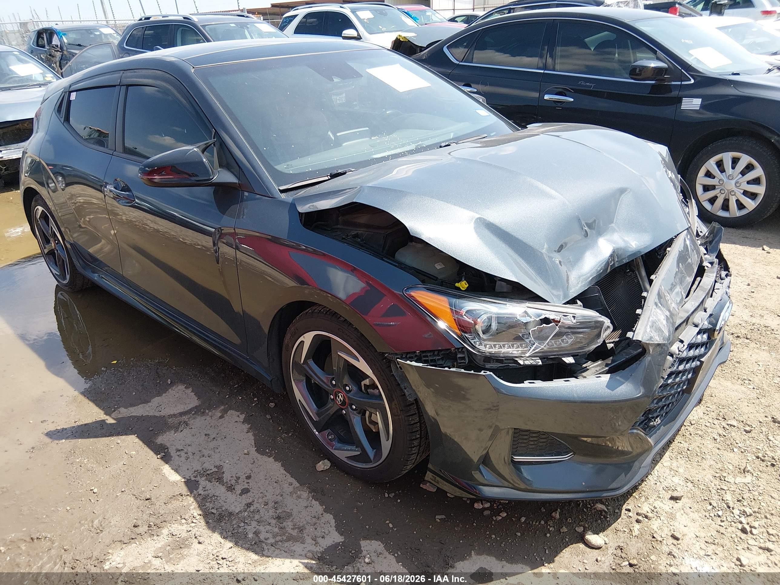 2020 Hyundai Veloster Turbo Ultimate, VIN KMHTH6AB7LU024877 — Перед