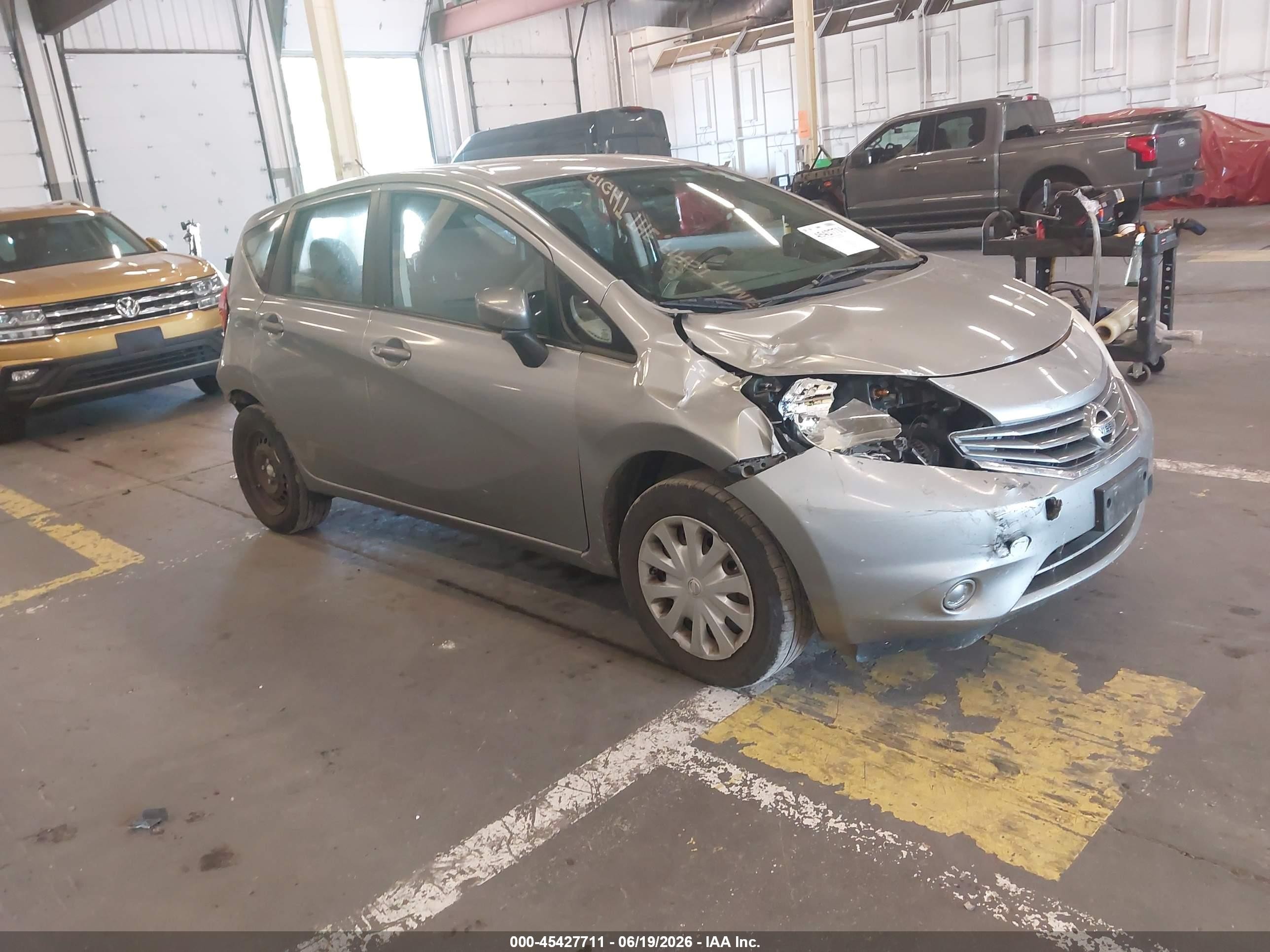 2015 Nissan Note S, VIN 3N1CE2CP5FL388702 — All over