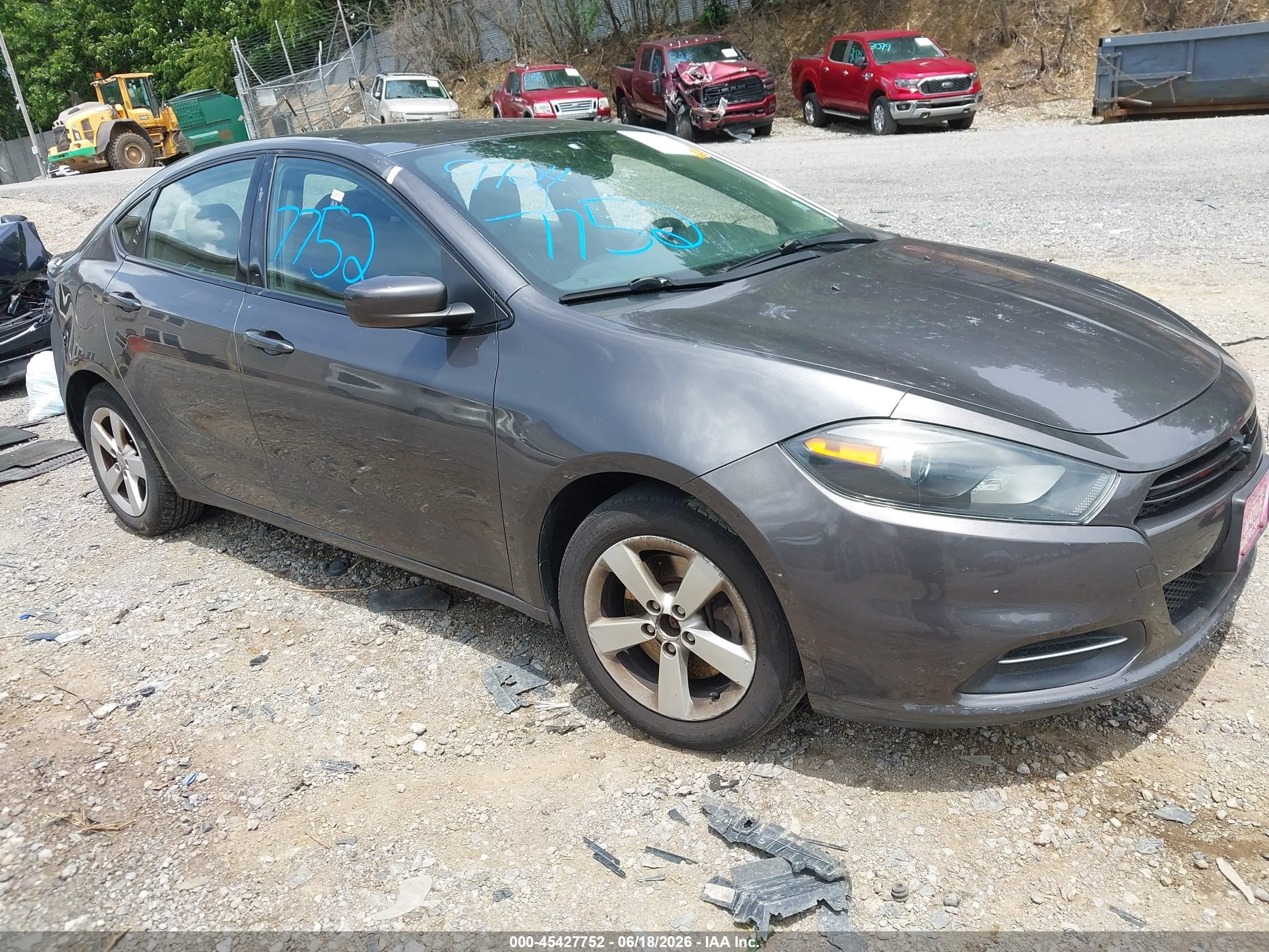 2015 Dodge Dart SXT, VIN 1C3CDFBB6FD309724 — Vandalism