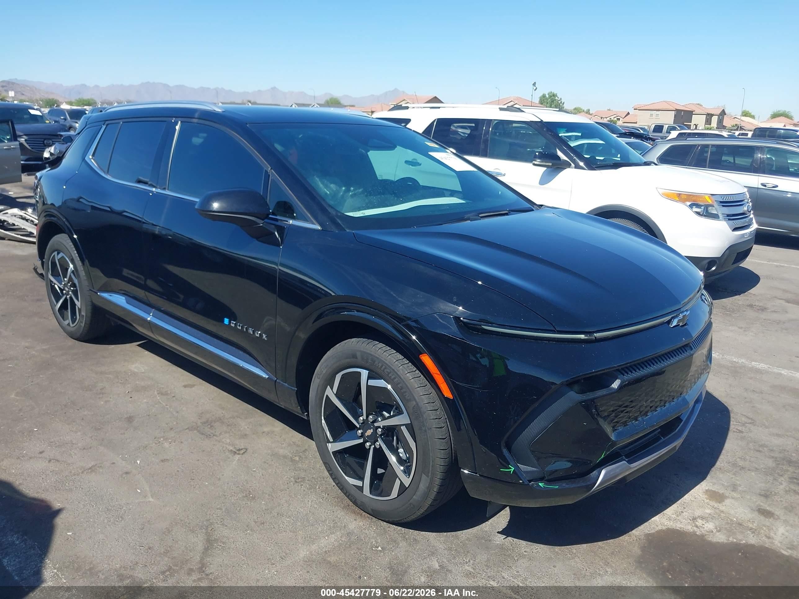 2024 Chevrolet Equinox EV LT, VIN 3GN7DLRP7RS282252 — Rear end