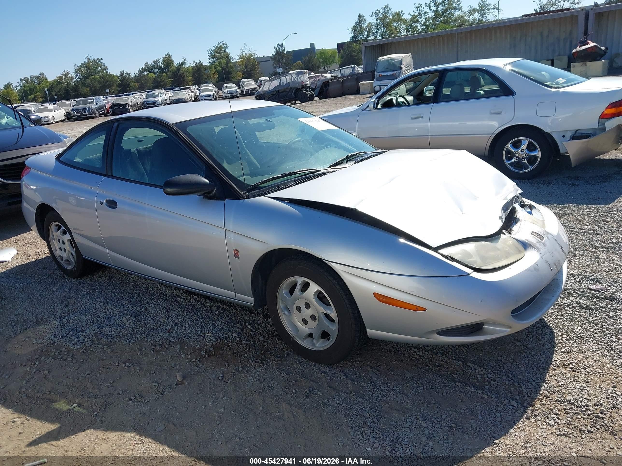 2002 Saturn SC, VIN 1G8ZN14862Z126872 — Перед