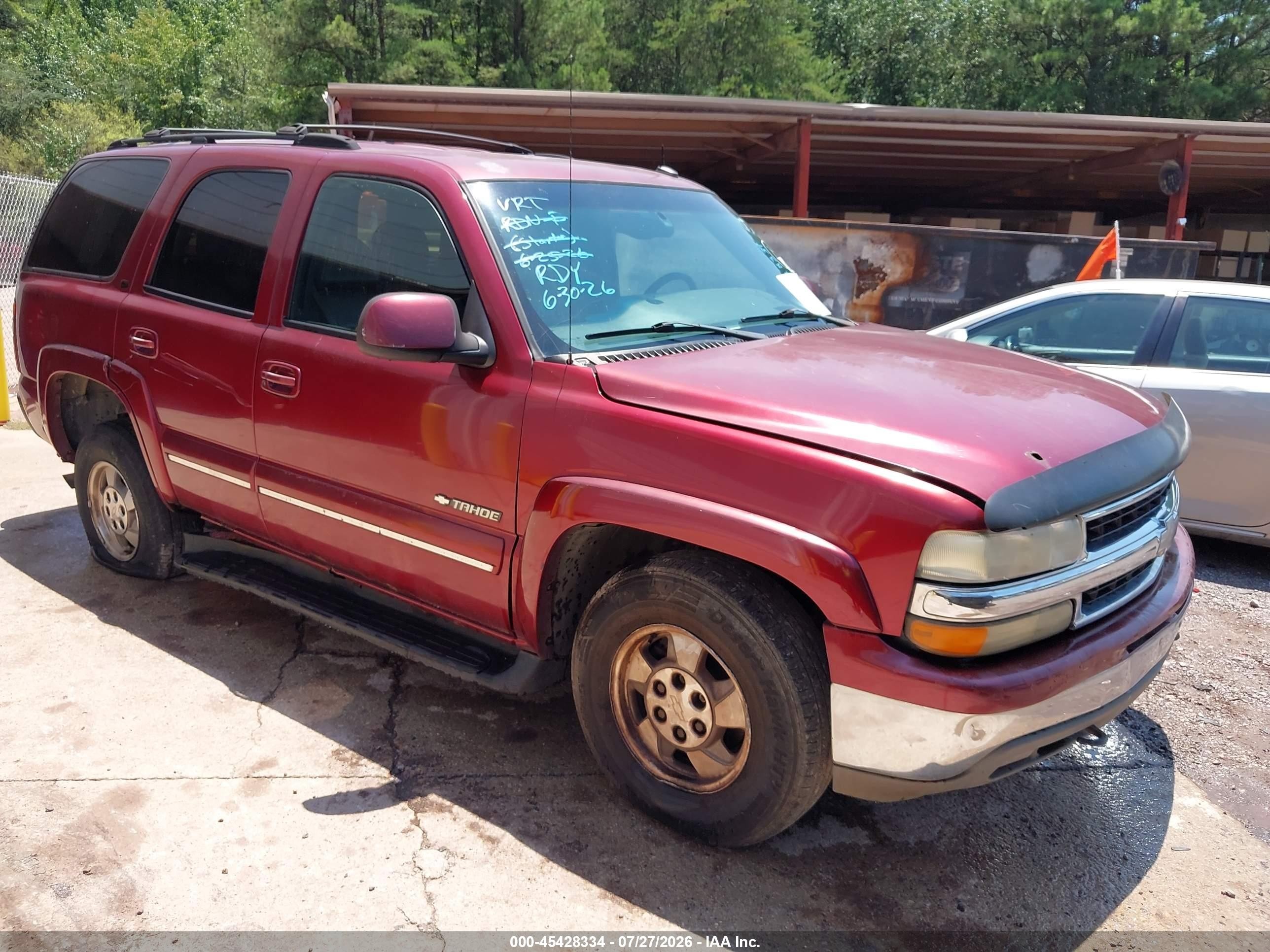 2002 Chevrolet Tahoe LS, VIN 1GNEK13Z82J286054 — Normal wear