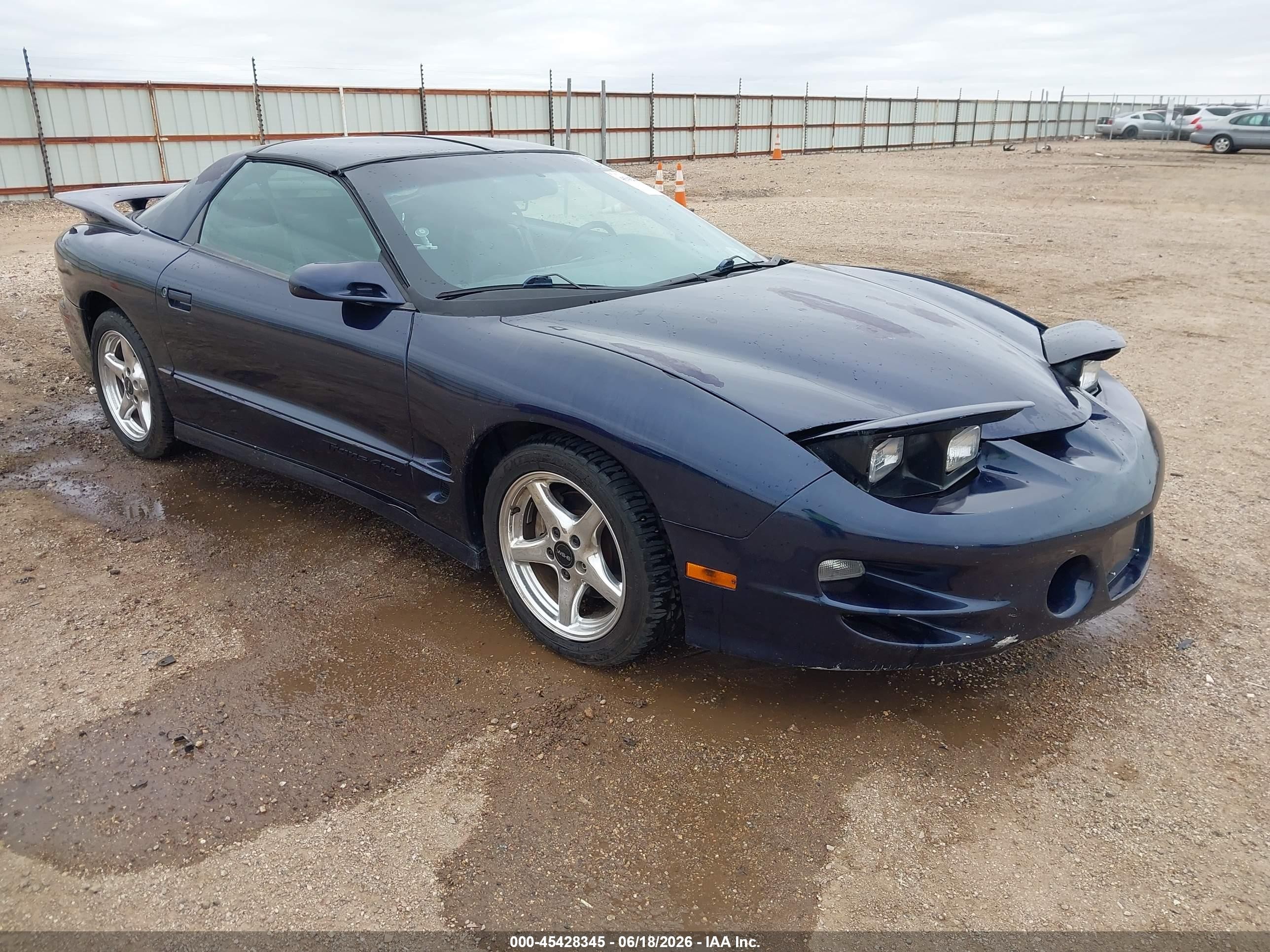 1998 Pontiac Firebird Formula, VIN 2G2FV22G0W2218632 — All over