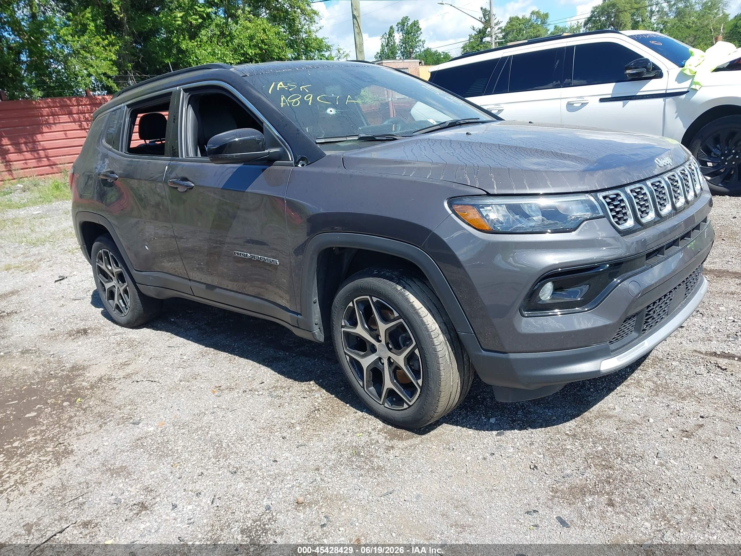 2024 Jeep Compass Limited, VIN 3C4NJDCN8RT131159 — Rear end
