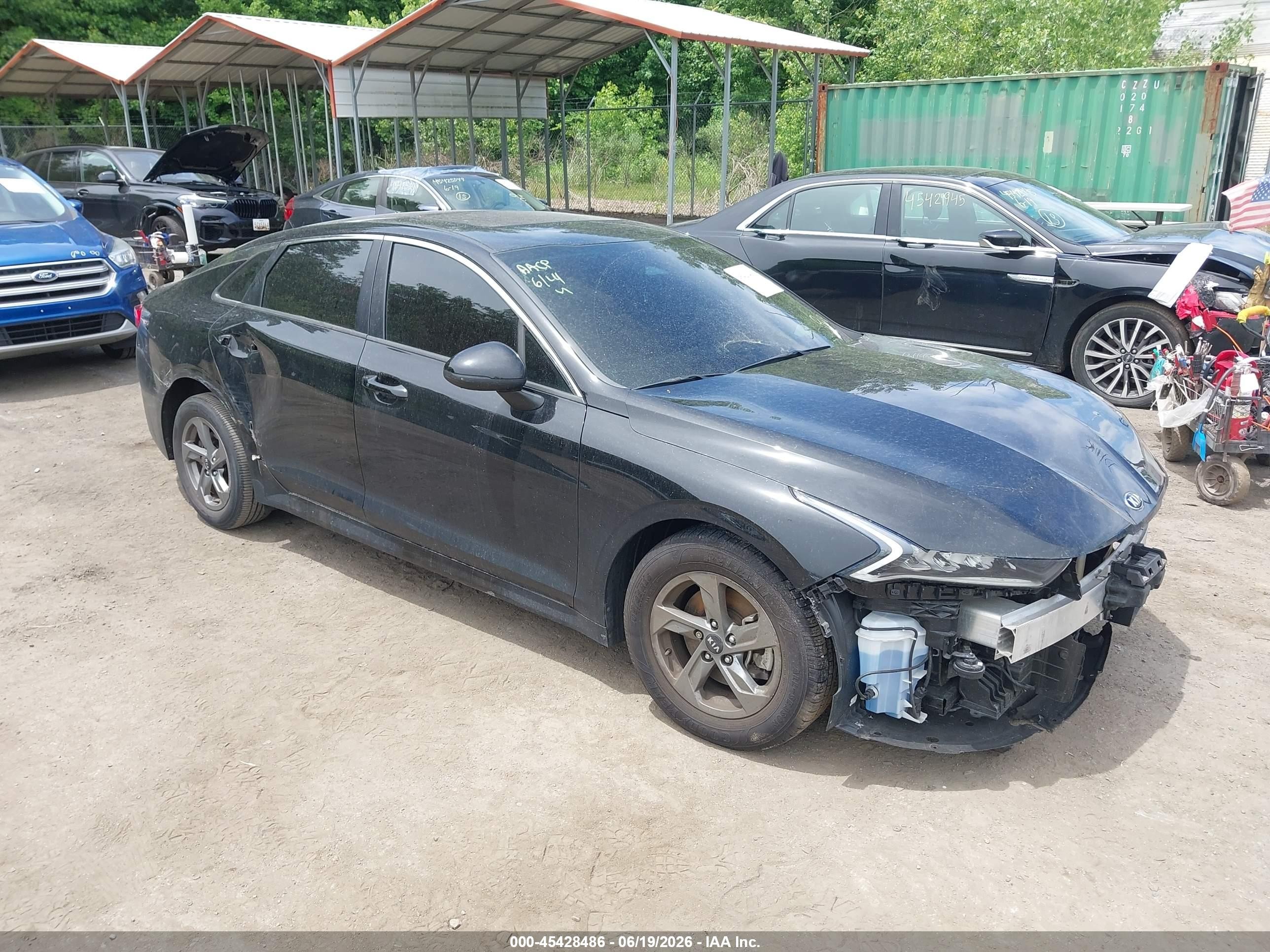 2021 Kia K5 LXS, VIN 5XXG14J24MG080653 — Front end