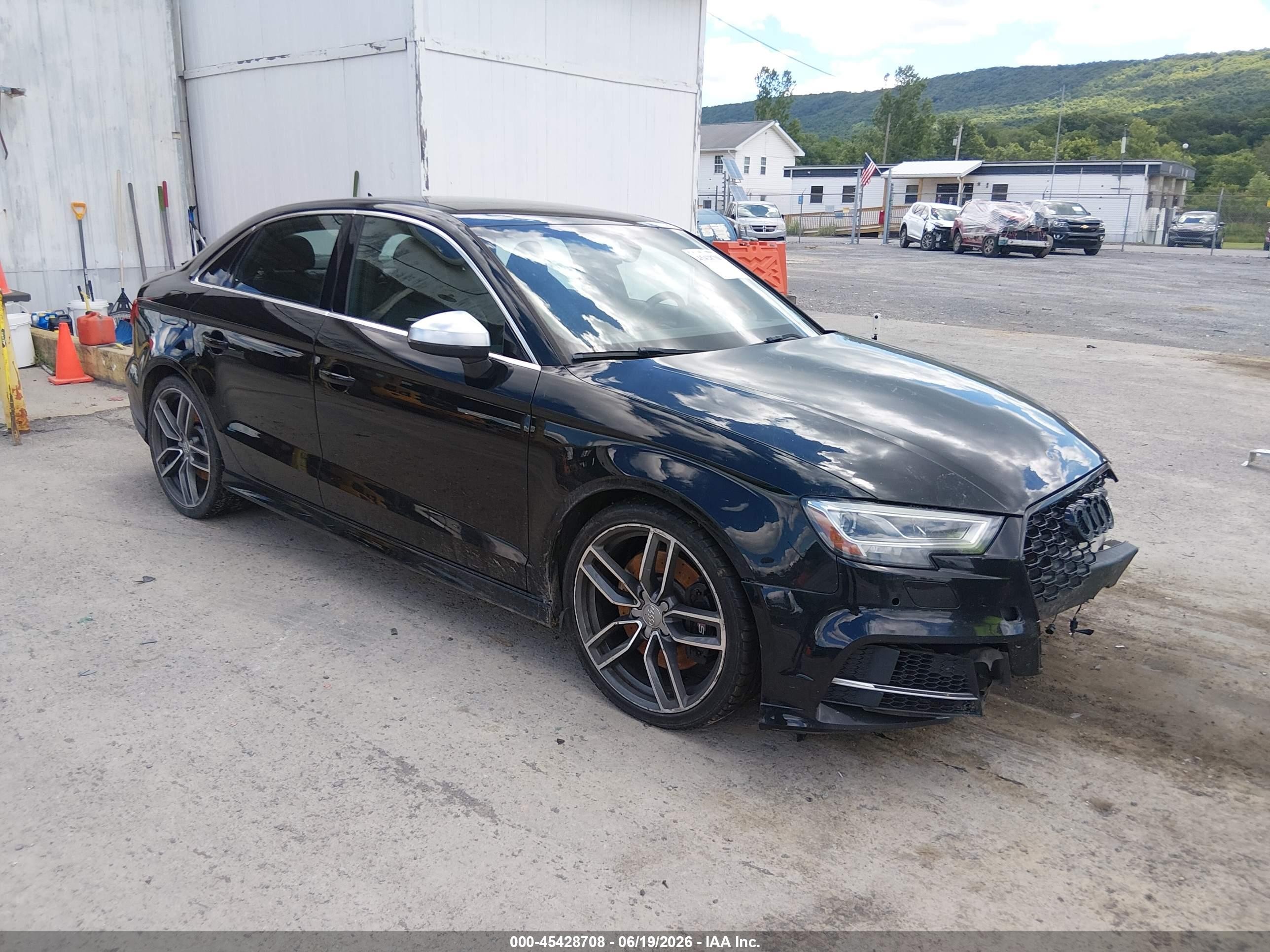 2017 Audi S3 Premium Plus, VIN WAUB1GFF9H1017389 — Front end