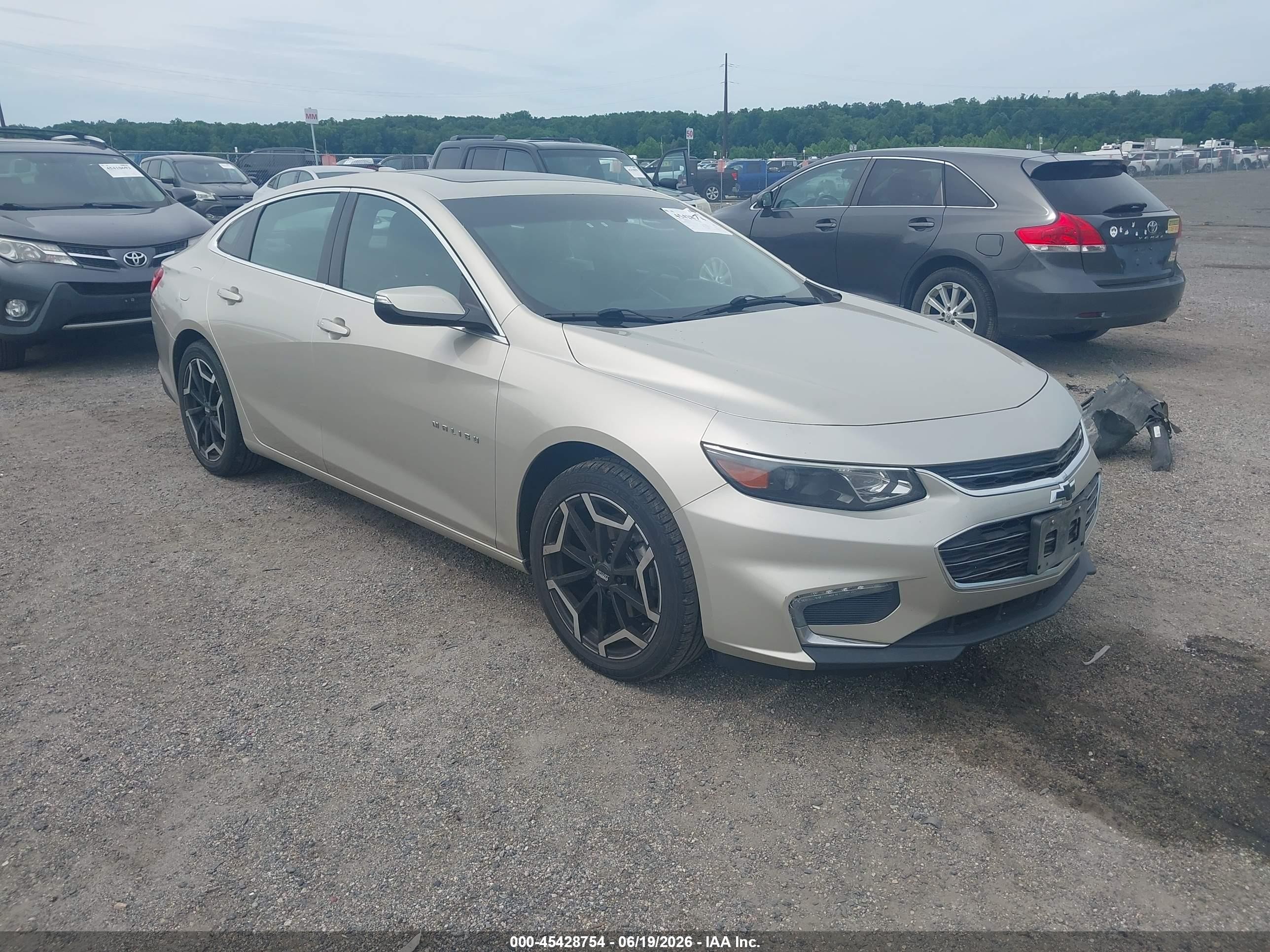 2016 Chevrolet Malibu LT, VIN 1G1ZE5ST1GF312454 — Rear end