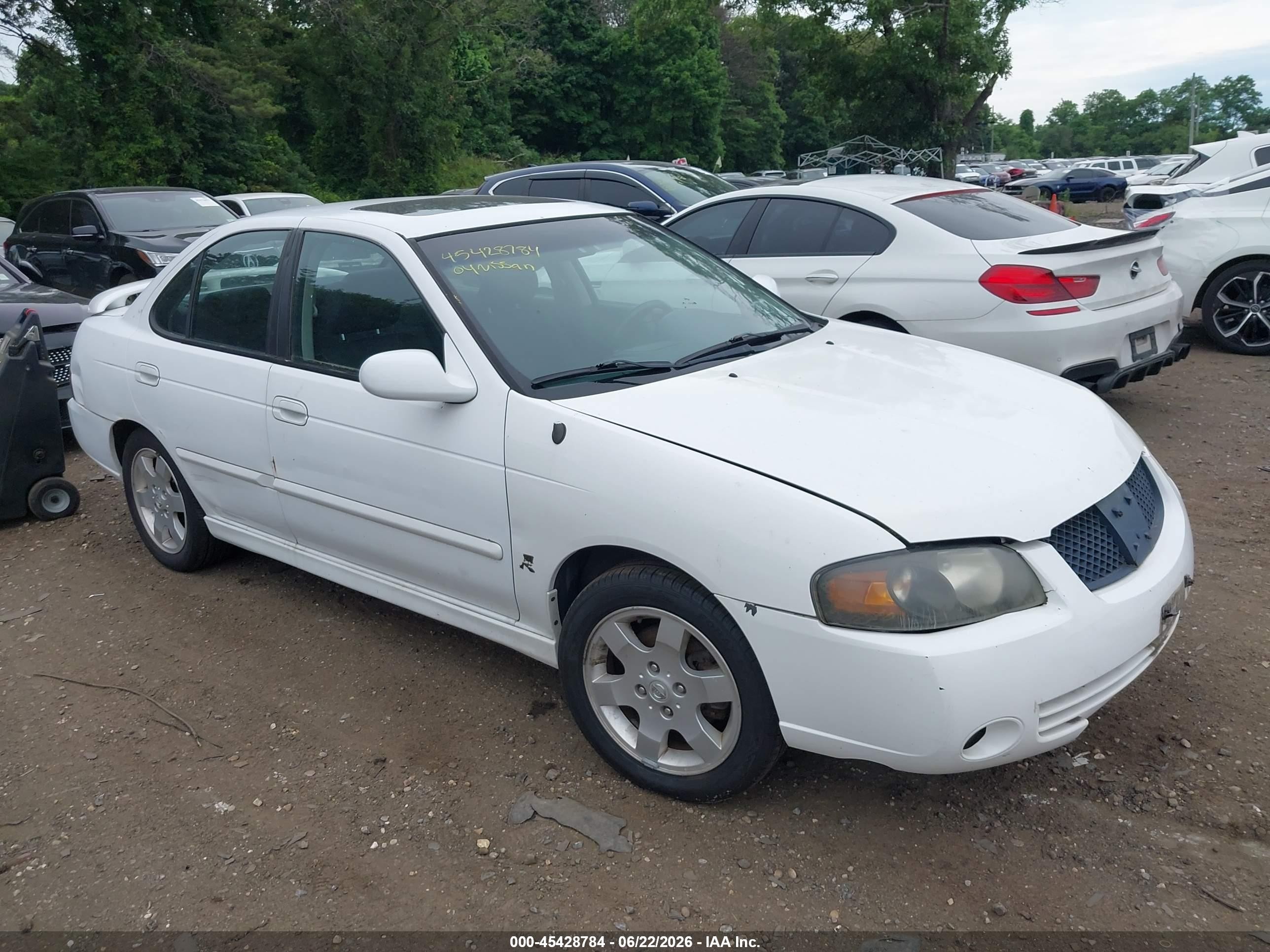 2004 Nissan Sentra SE-R Spec V, VIN 3N1AB51DX4L734167 — Normal wear