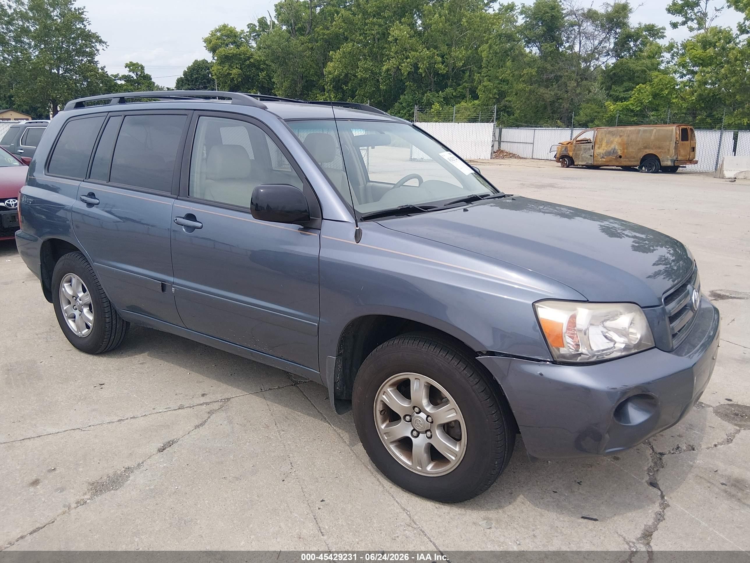 2006 Toyota Highlander w/3rd Row, VIN JTEDP21A460106830 — Normal wear